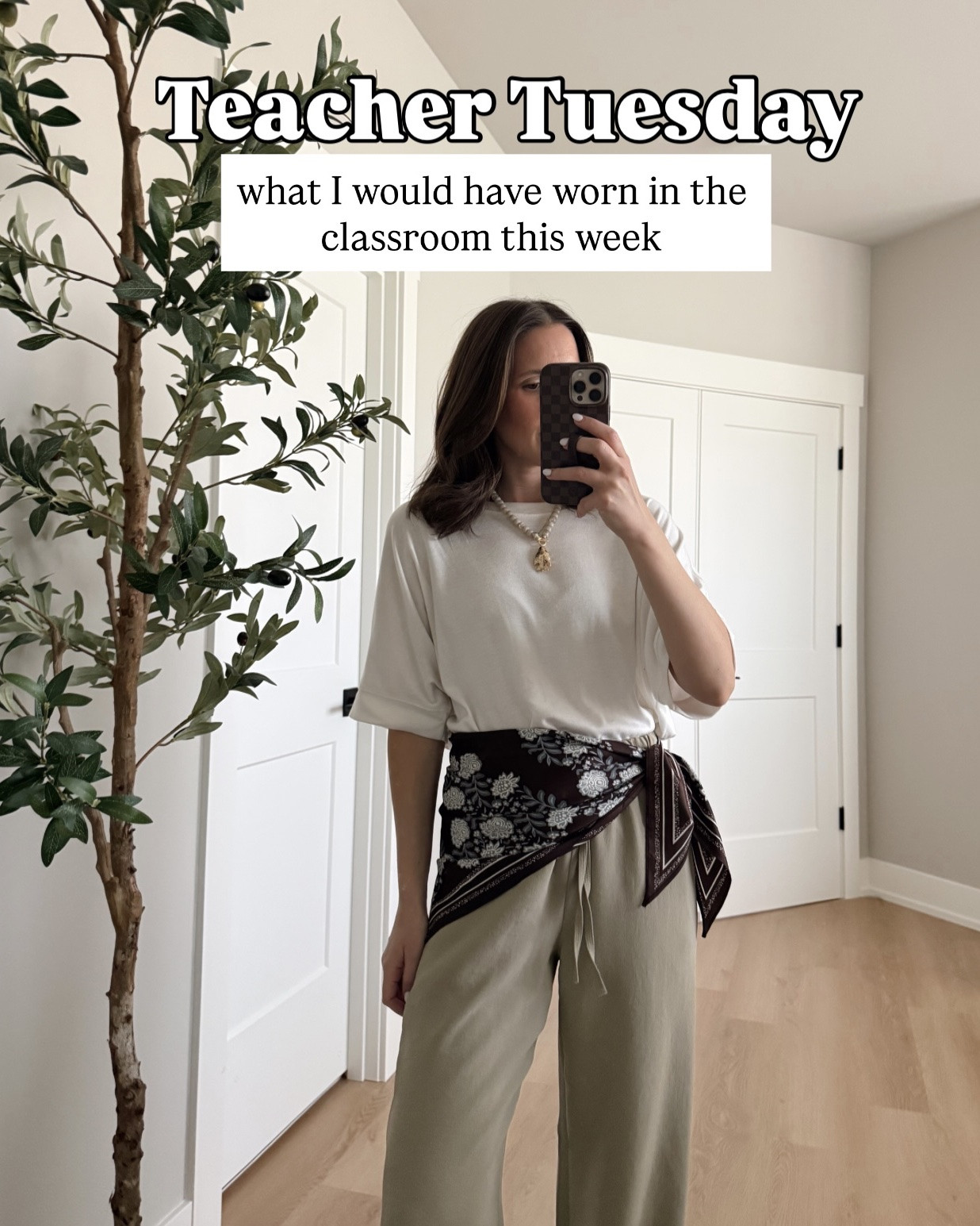 Teacher Tuesday🍎 what I would have worn in the classroom this week!

Teacher style, teacher outfit ideas, spring style, work wear, classroom outfits
