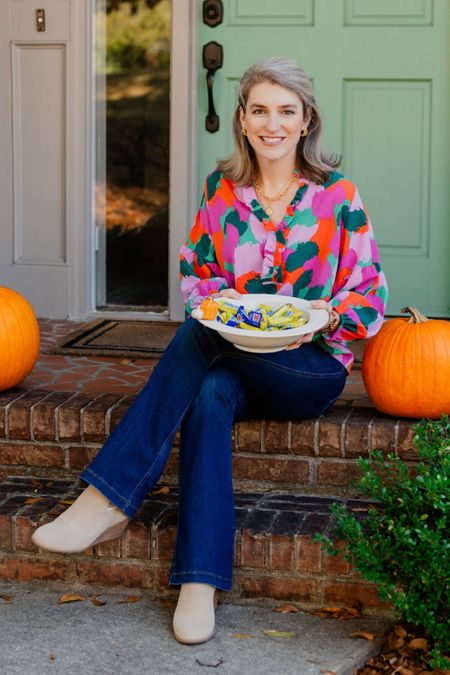 The perfect fall outfit of jeans and a colorful blouse. Use DIXON20 on the top! 