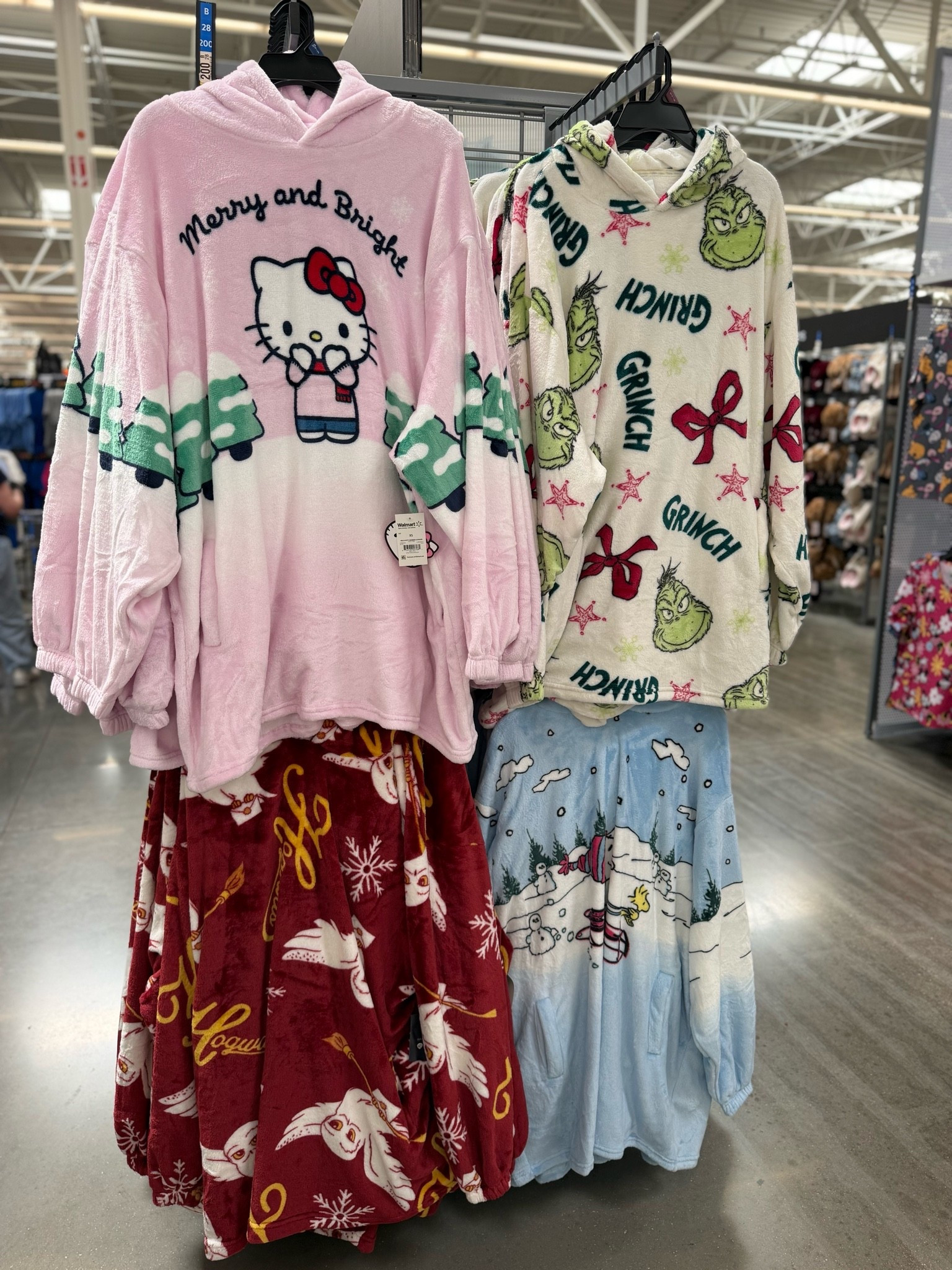 Walmart finds, stay nice and cozy with these adorable character sleep lounger for women !🎄💁🏻‍♀️

Linking them all here🔗❄️

#LTKmomlife #LTKSeasonal #LTKselfcare