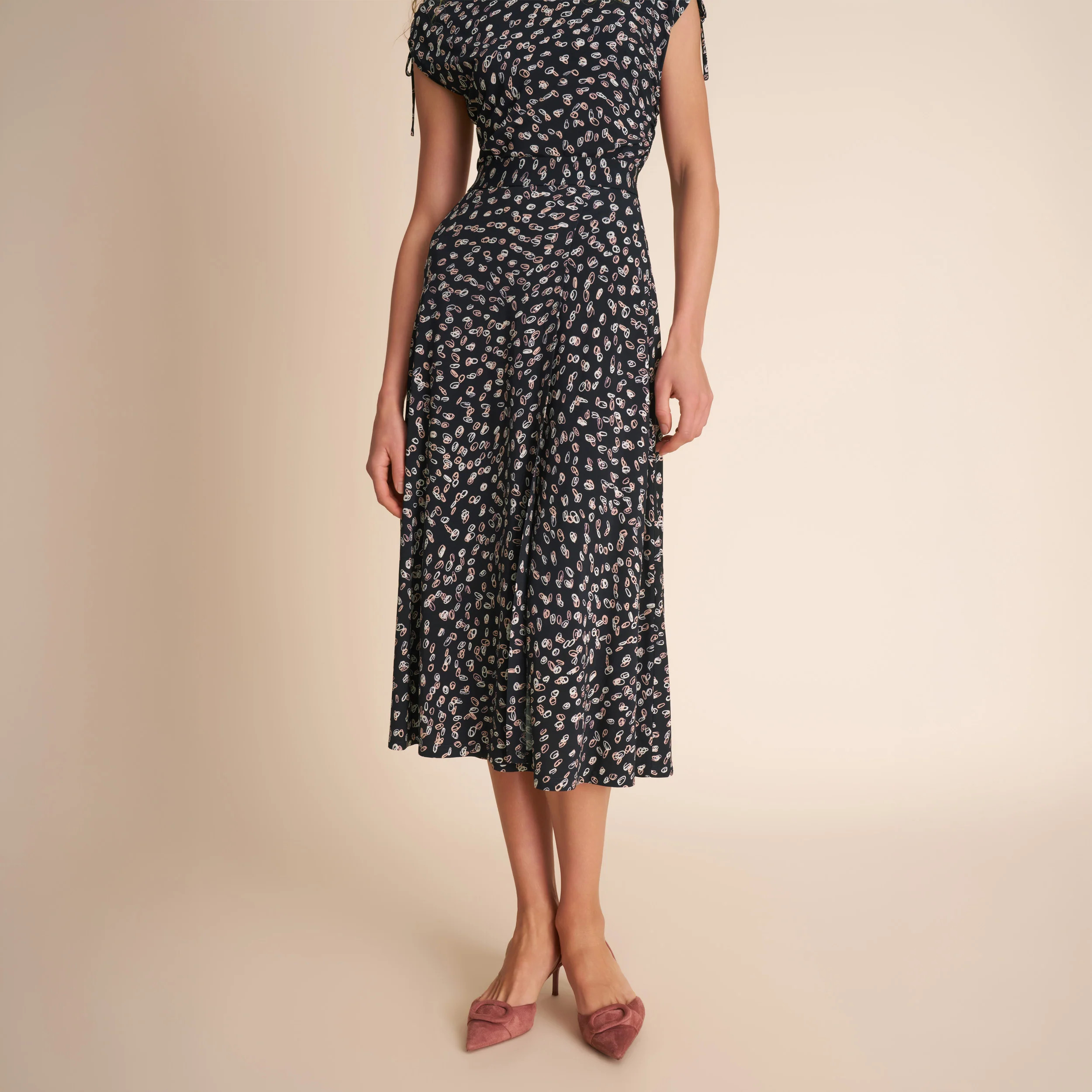 Ara Midi Skirt - Light Printed Jersey :: Spin Dot | MM LaFleur