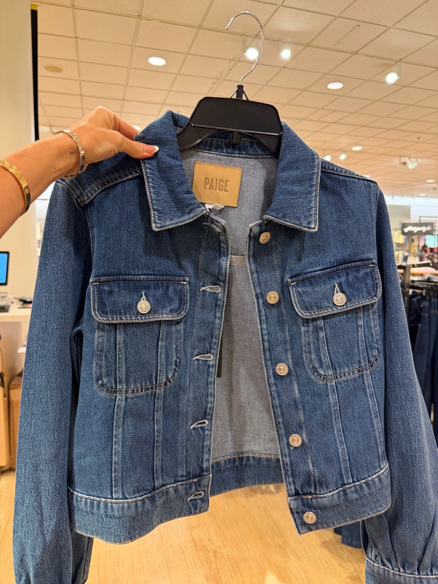 I was really impressed with the fit of this denim jacket from paige. something you will have in your closet for years & grab over and over. 

nsale, nordstrom sale, denim jacket, fall closet staples, on sale

#LTKSaleAlert #LTKootd