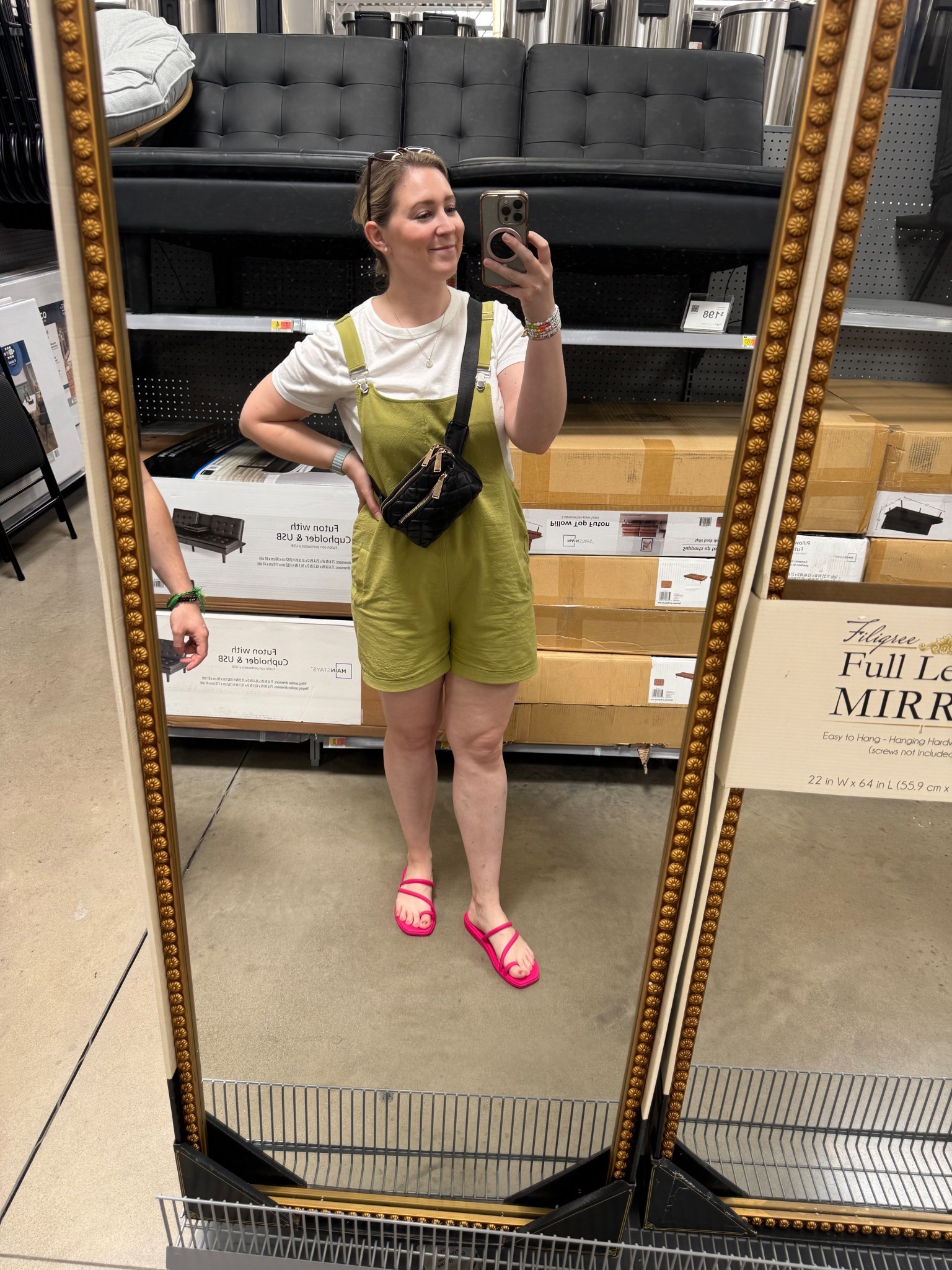 Yesterday’s OOTD!

Overalls - size large 
Sandals - size 8



#LTKMidsize #LTKSaleAlert #LTKSummerEdit