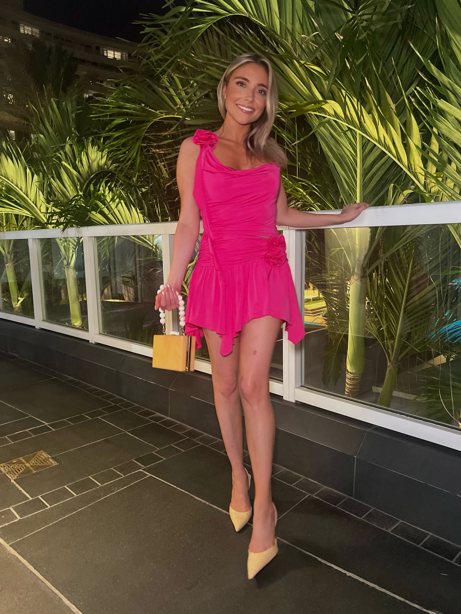 obsessed with this set from lovers & friends 🩷🌹

#LTKTravel #LTKSeasonal #LTKStyleTip