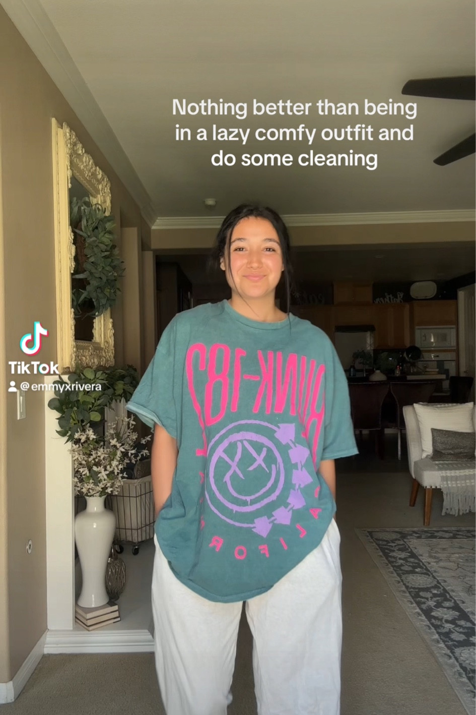 Comfy ootd 

#LTKstyletip #LTKU #LTKfindsunder100