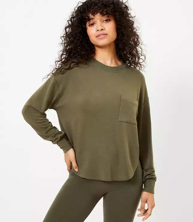 Lou & Grey Signature Softblend Shirttail Sweatshirt | LOFT