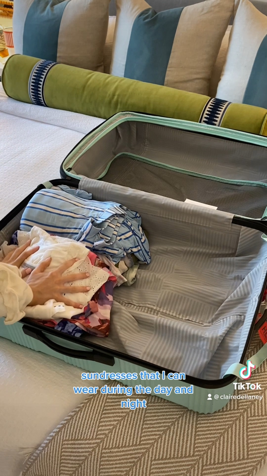 Pack with me!! 💗💗💗

#packingmysuitcase #packingforvacation #luggage

#LTKFind #LTKstyletip #LTKU