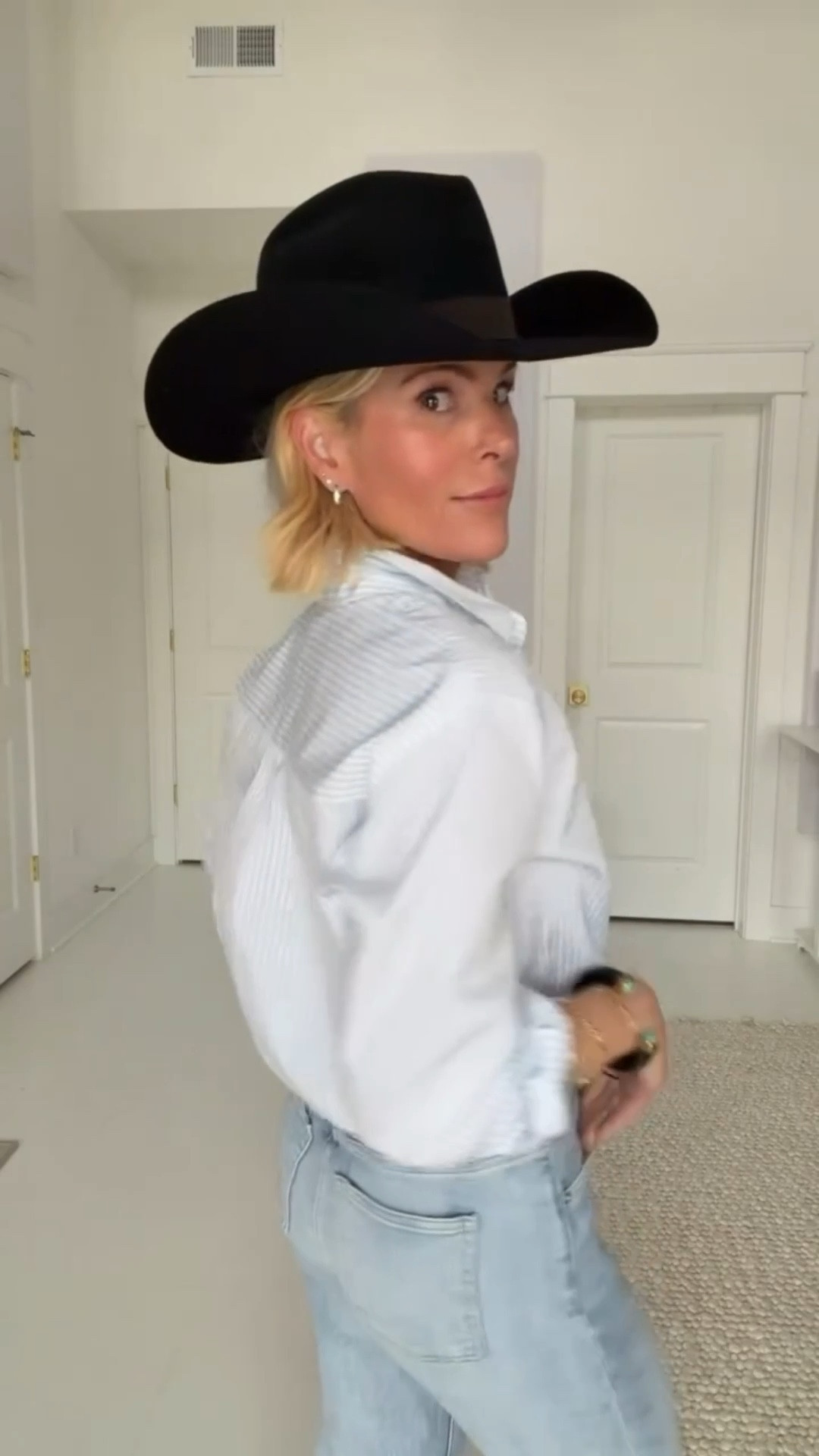 What I’m wearing on the ranch from day to night ✨🤍 

 #LTKootd #LTKgrwm #LTKSeasonal