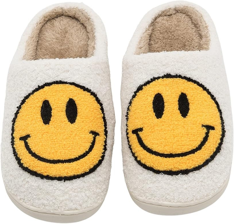 CHATTE Retro Smiley Face Comfort Indoor Outdoor Cozy Trendy Slip-On Slipper… | Amazon (US)