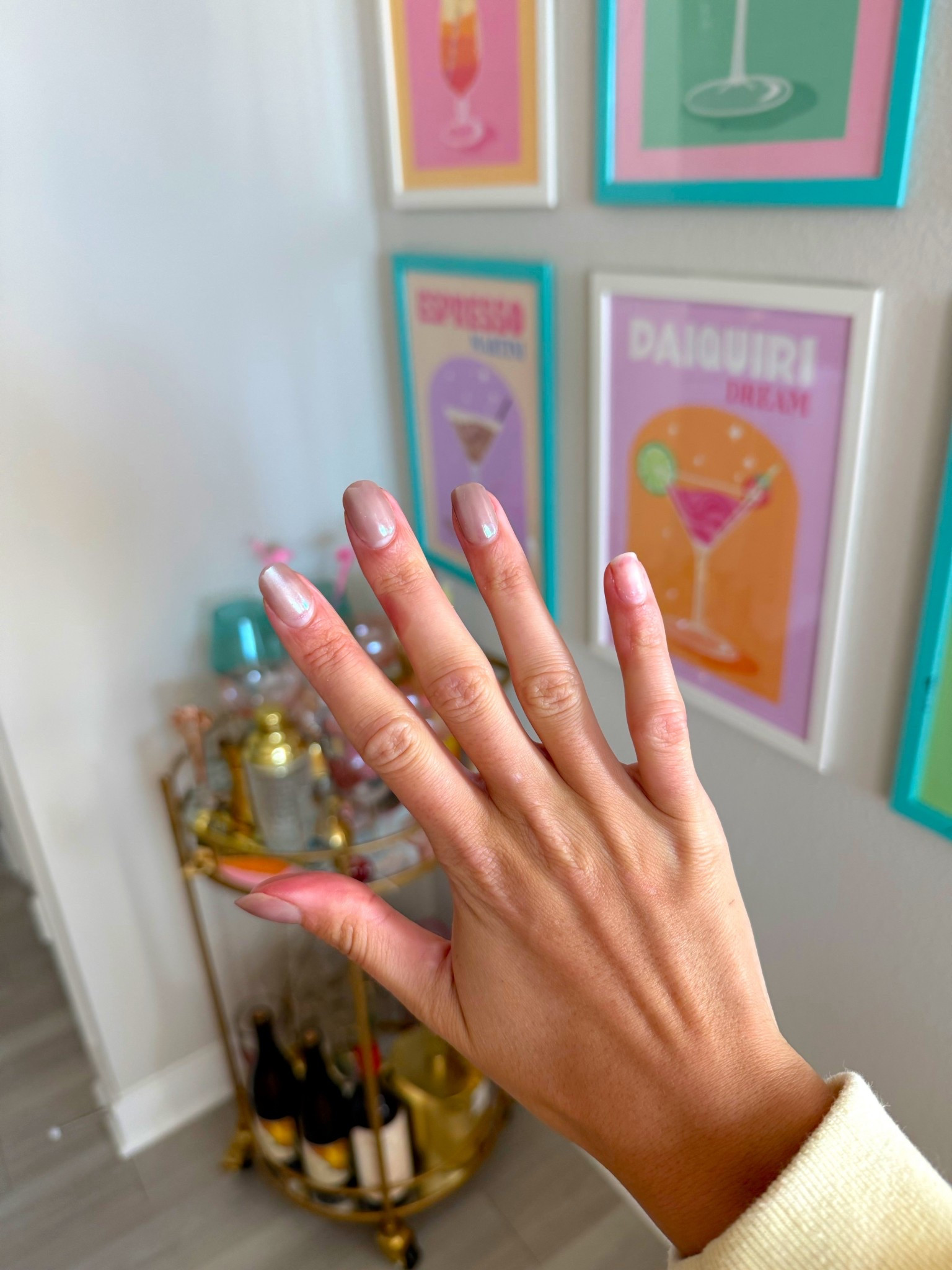 I got my dip off and have been experimenting with press ons. I put these on 13 days ago and just had one fall off for the first time. Impress by kiss nails 💅🏼