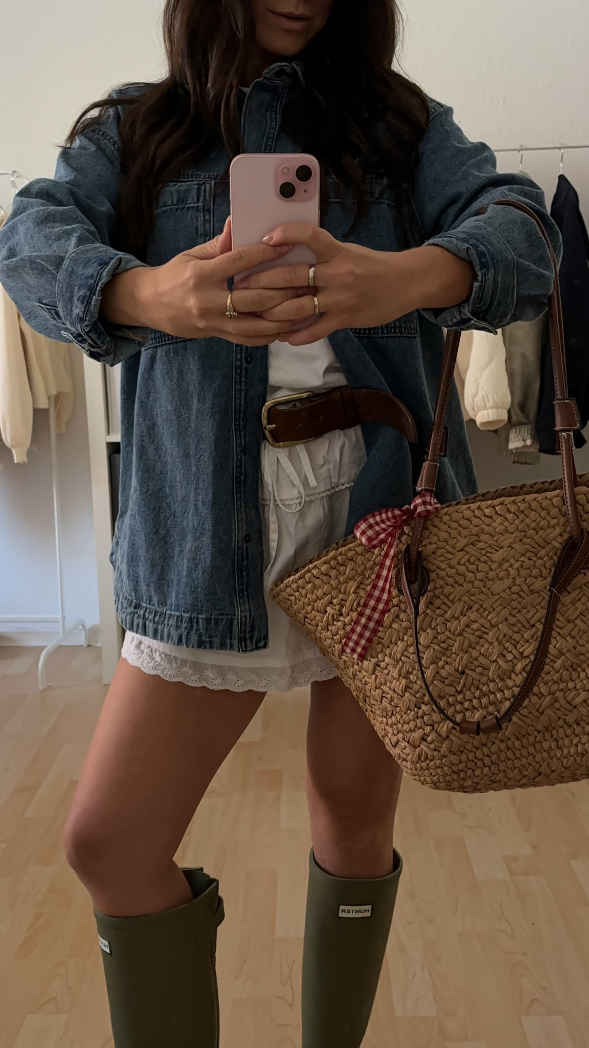 Ootd for apple picking 🍎📸✨🍂

#LTKdatenight #LTKbeauty #LTKstyletip