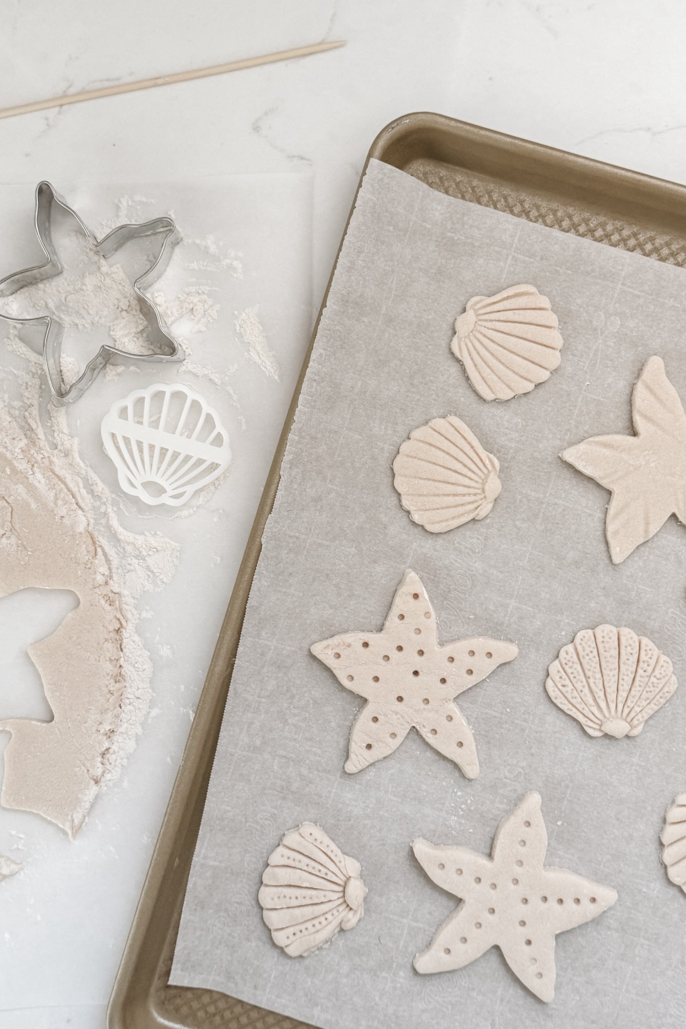 Camp Magic Playbook — Beach Bound

Our #LTKToddler loved this Salt Dough Cutout Activity! 🐚

#LTKKids