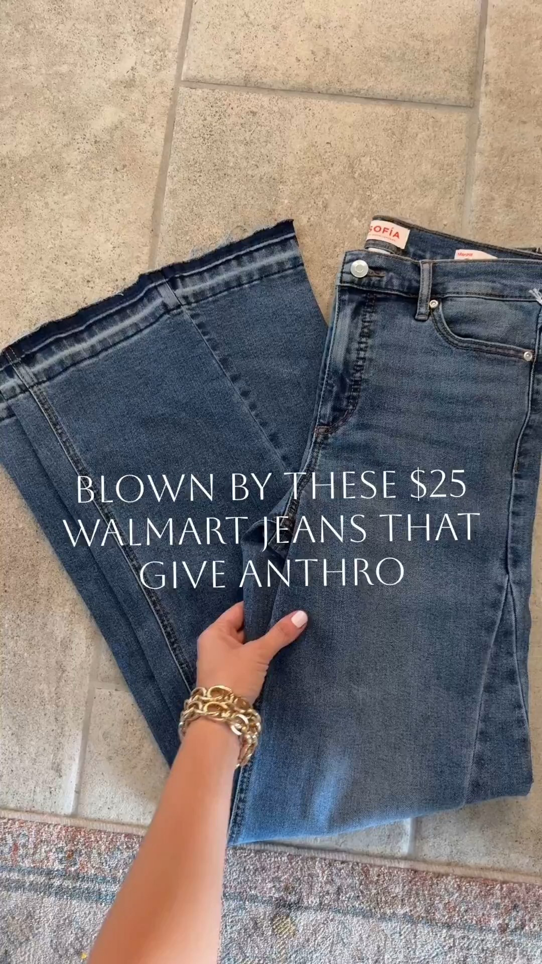 Anthro vibes… Walmart price 😮‍💨 these jeans are so good!  Under $25 and somehow do everything — snatch the waist, flatter the booty, and make your legs look longer (yes please). Come in lengths- Mom-approved, curve-friendly, and giving that effortless Anthropologie look for less without the triple-digit price tag. #denim #walmartfashion 

#LTKSaleAlert #LTKmomlife #LTKgrwm