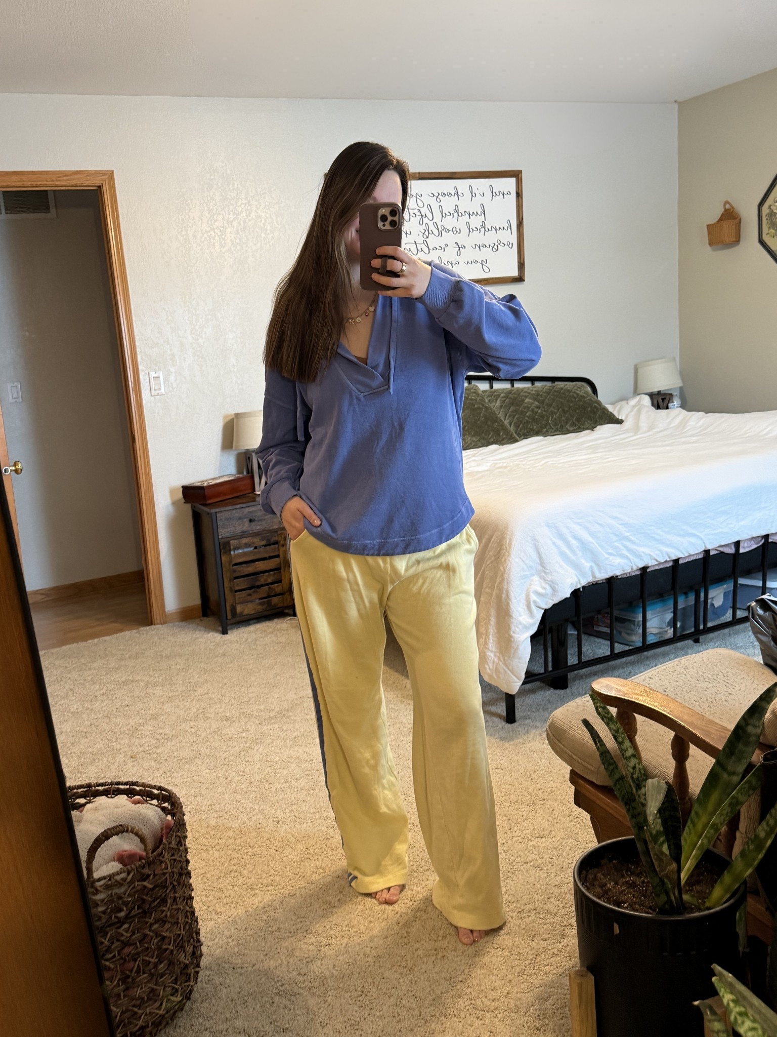 Old navy ootd—40% off with code HOPPY

Spring outfits//old navy finds//womens sets

#LTKdayinmylife #LTKootd #LTKmomlife