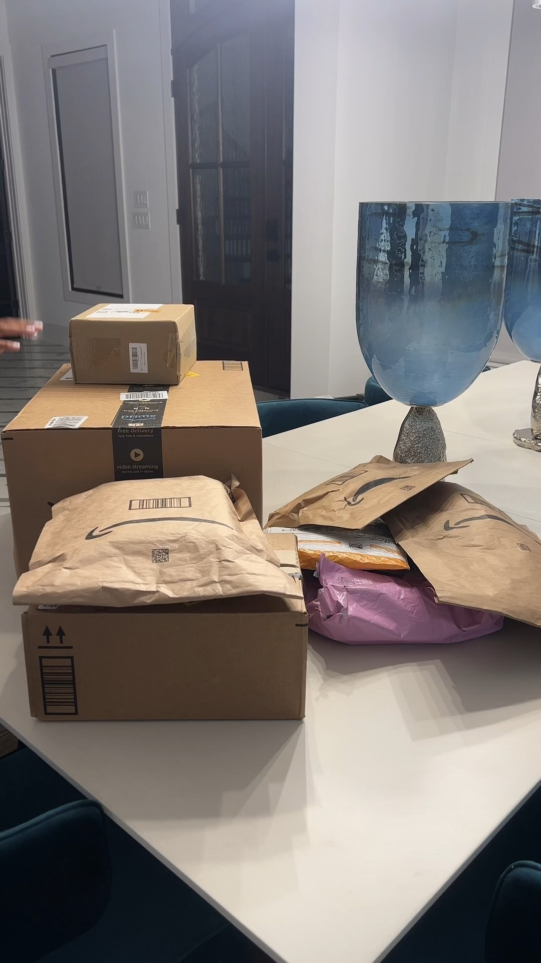 Calling all cute clutches and petite purses!!  cc: Amazon 

#LTKVideo #LTKItBag #LTKSummerSales