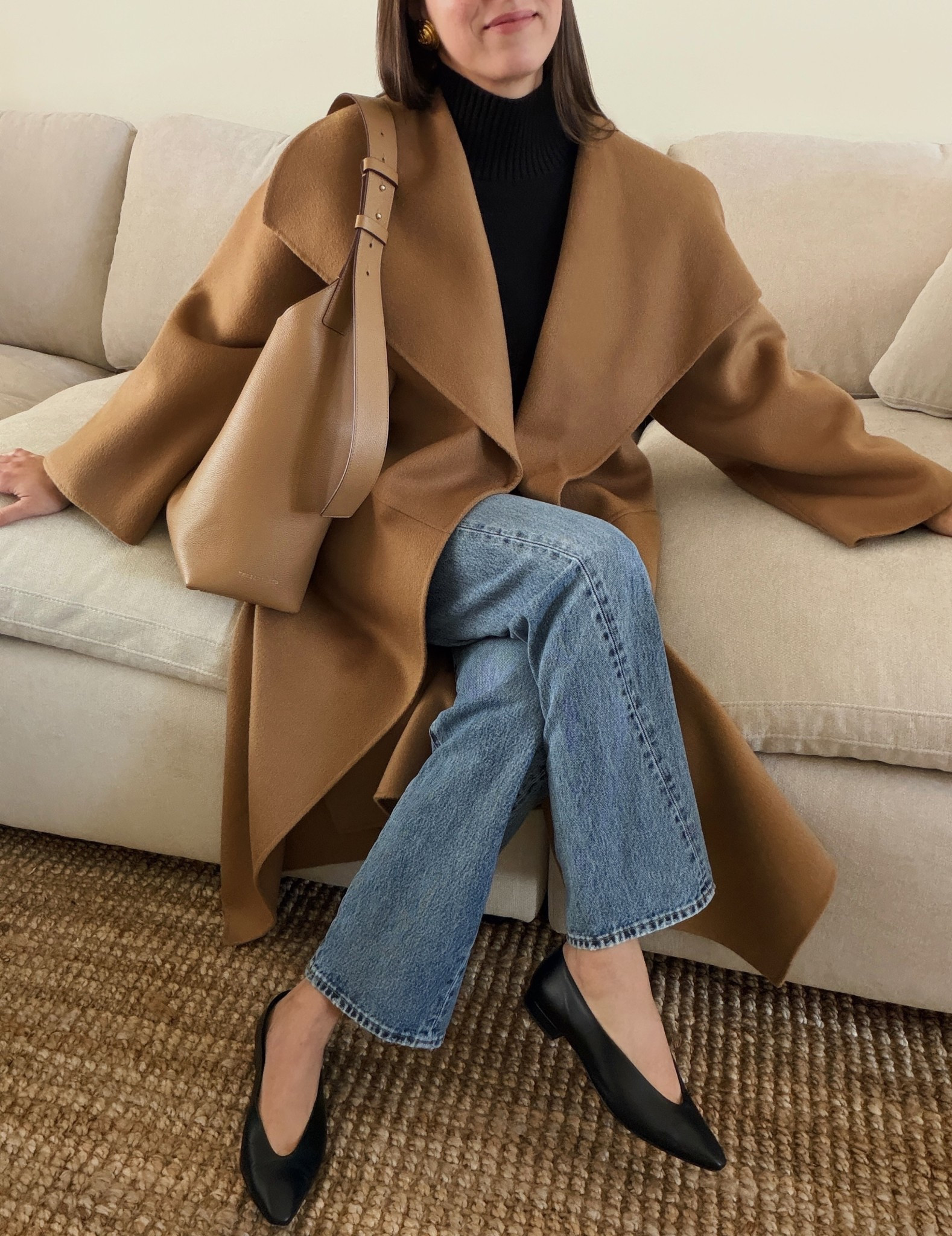 One of my favorite classic winter outfits! Wearing the size XS in the Toteme coat. I’m also linking dupes for my coat & flats! 



#LTKootd