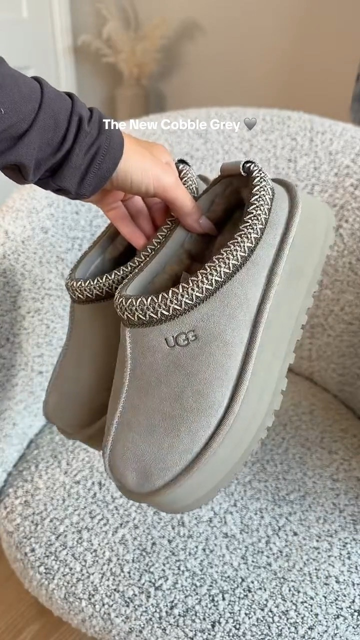 These Gorgeous Cobble Grey Are On Sale 🩶 I will have these 🔗 on my LTK in the SHOE section ‘



#LTKCyberWeek #LTKGiftGuide #LTKSaleAlert