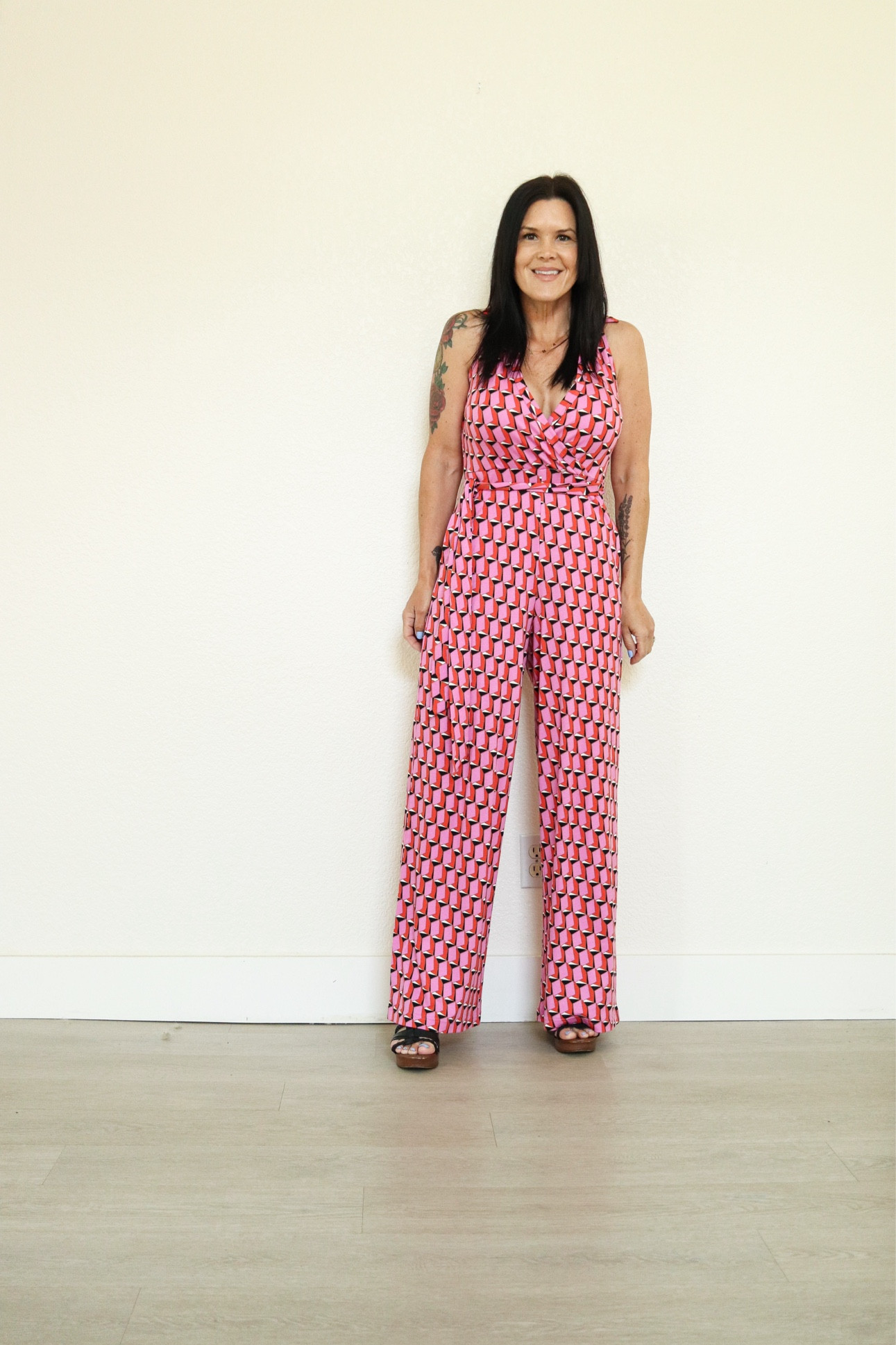 New line @target from Diane Von Furstenberg is so good! Loving this romper, fit is perfect. Wearing an XS
.
#traveloutfit #summeroutfit #springoutfit #vacationoutfit #target #targetcircle #targetfashion #dianevonfurstenberg

#LTKstyletip #LTKsalealert #LTKfindsunder50