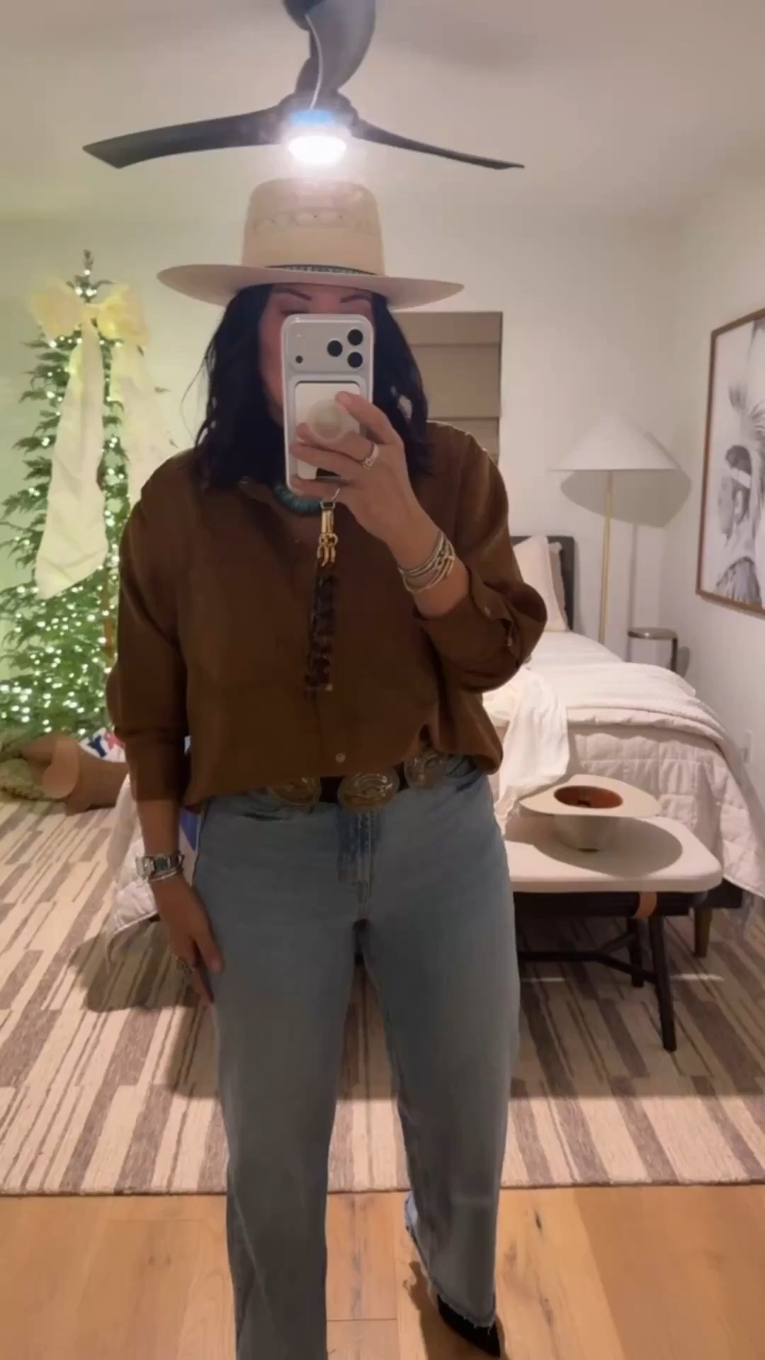 Jeans size 10 and size up 1/2 a size in the boots. I’m a 9.5/10 and did a 40.5. 


#LTKOver40 #LTKSaleAlert #LTKMidsize