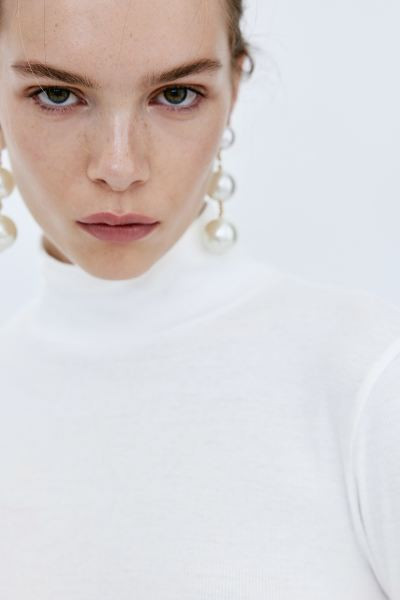 Ribbed Turtleneck Top - White - Ladies | H&M US | H&M (US + CA)