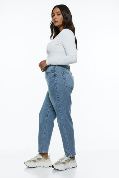 Mom Loose Fit Ultra High Jeans | H&M (US + CA)