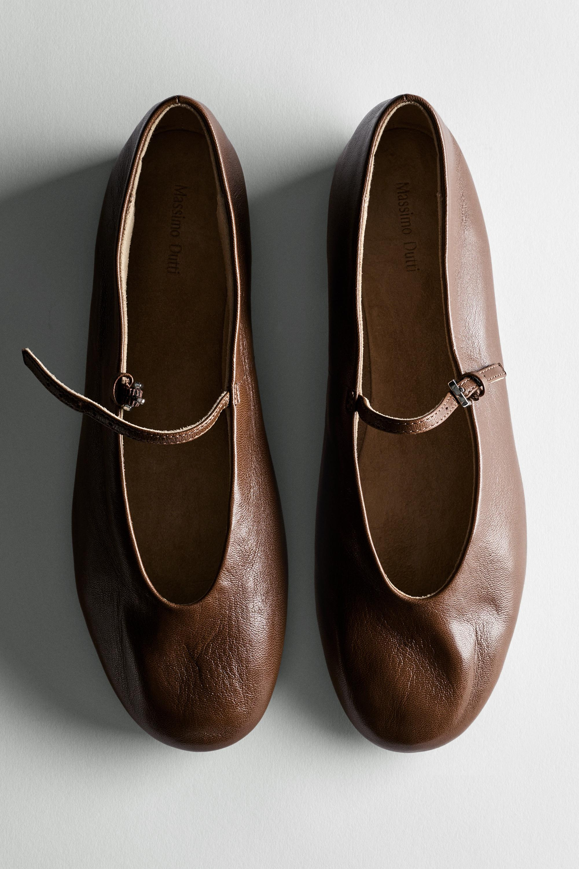 Soft leather ballerinas | Massimo Dutti US