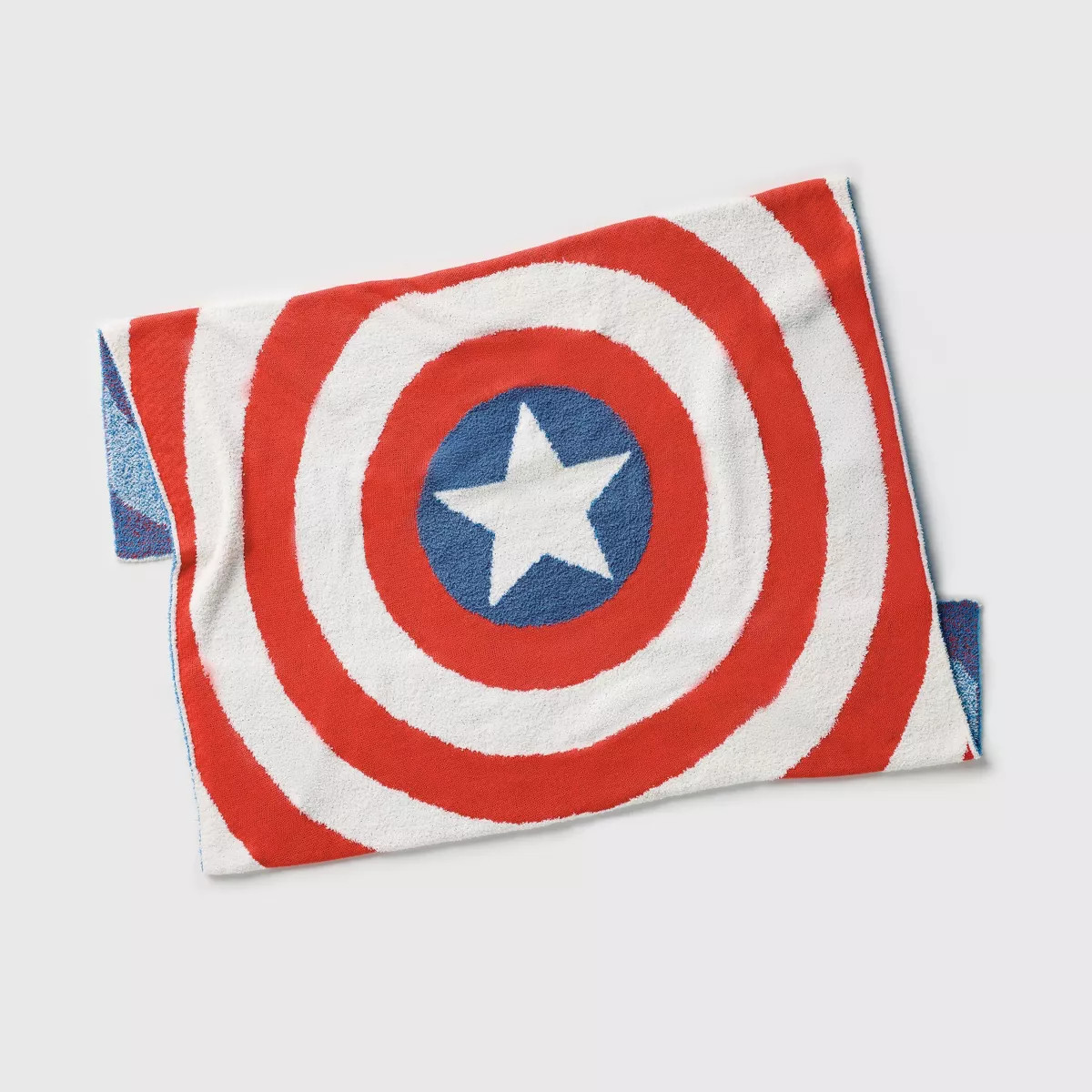 Marvel Captain America Shield Knit Kids' Throw Blanket - The Marvel Collection by Pillowfort™ | Target