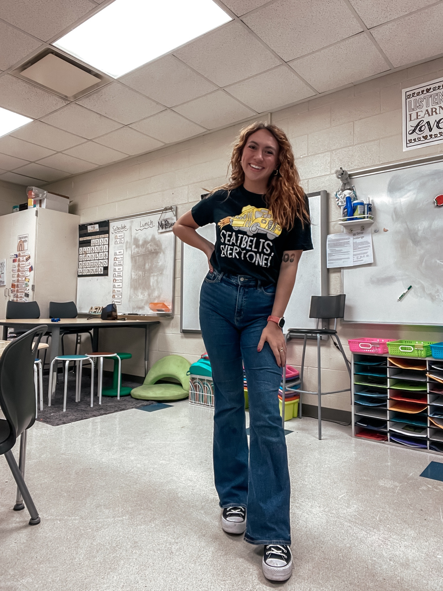 Teacher outfits, teacher style, teacher fashion, teacher shirts, teacher tees, teacher t-shirts, casual work outfit, comfortable work outfit, graphic t-shirt 

#LTKFindsUnder50 #LTKWorkwear #LTKFindsUnder100
