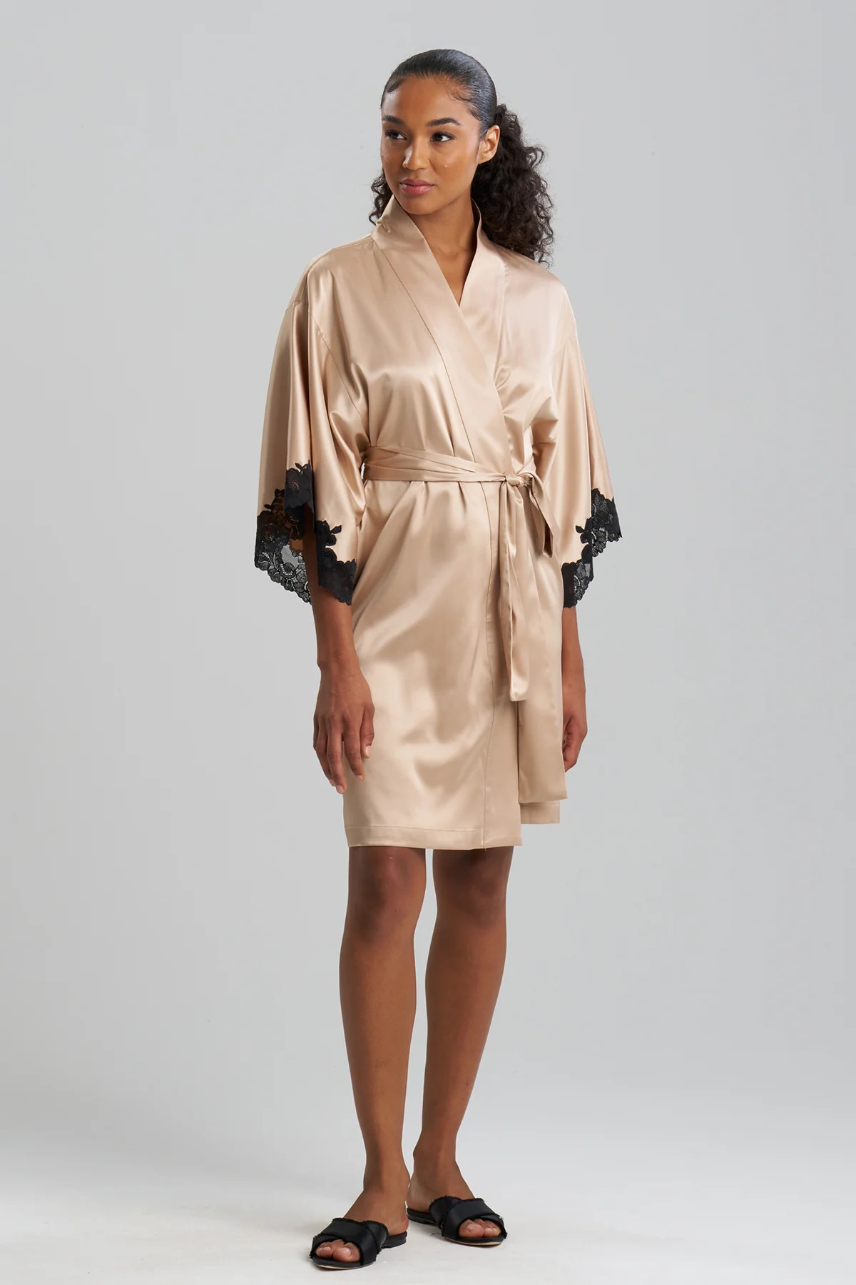 Peony Glamour Wrap | Natori