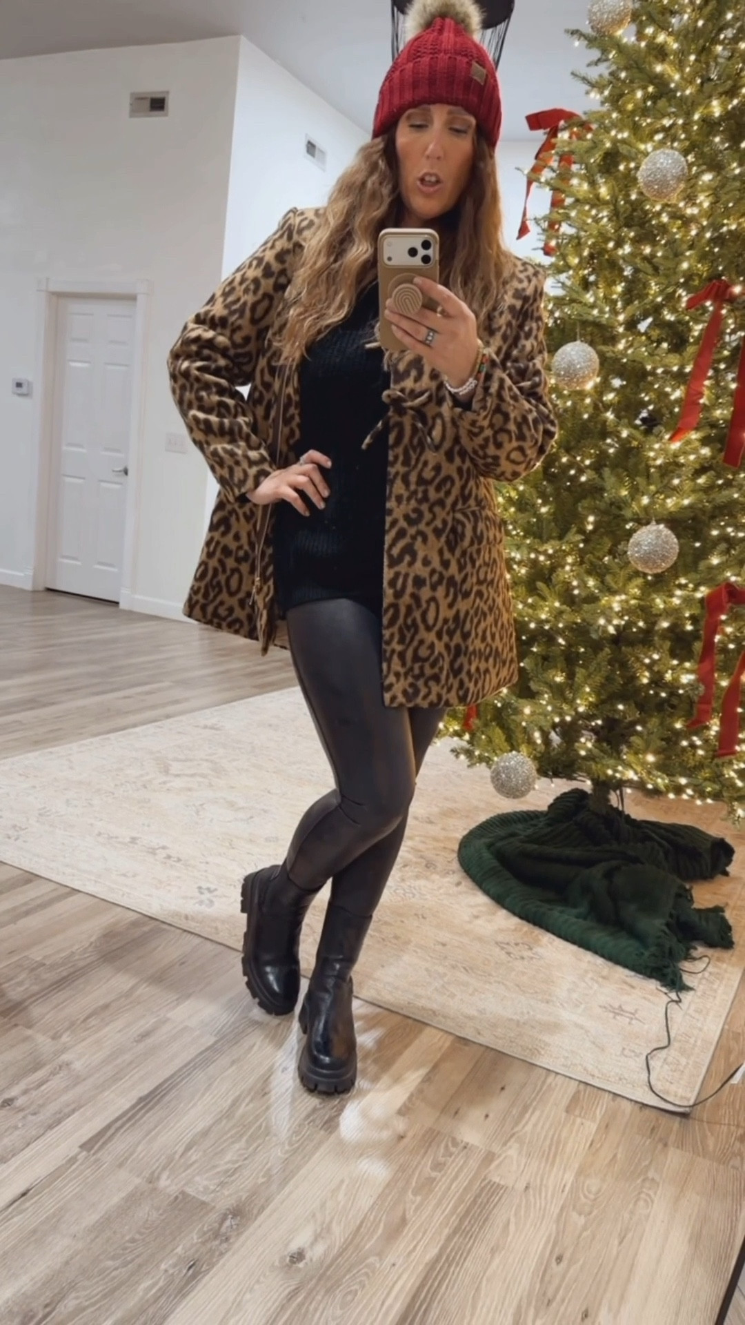 Christmas in NYC, Night 2: Leather & Animal Print!

Spanx Faux Leather legging was the obvious choice paired with this cute coat. I added a red beanie to add some holiday fun to the outfit!

#LTKTall #LTKHoliday #LTKootd