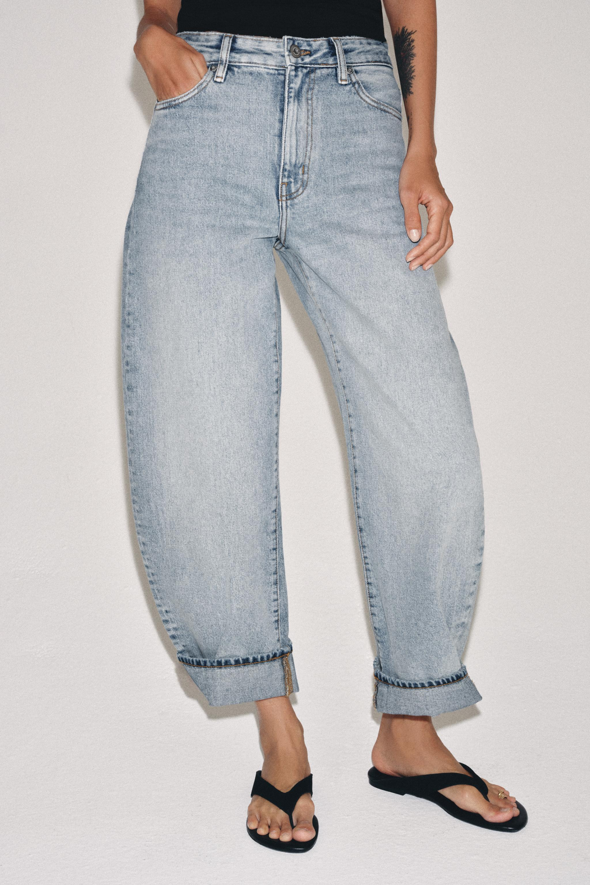 ZW COLLECTION ANKLE BALLOON MID-WAIST JEANS | Zara UK