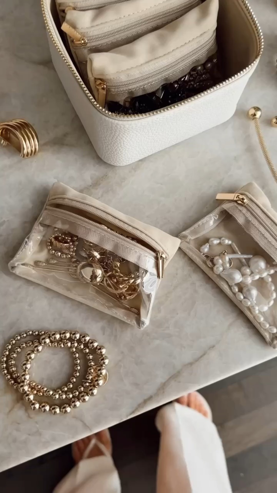 Jewelry travel case. Fits so much jewelery and easy to travel with
StylinByAylin, Aylin 

#LTKmomlife #LTKBeauty #LTKTravel