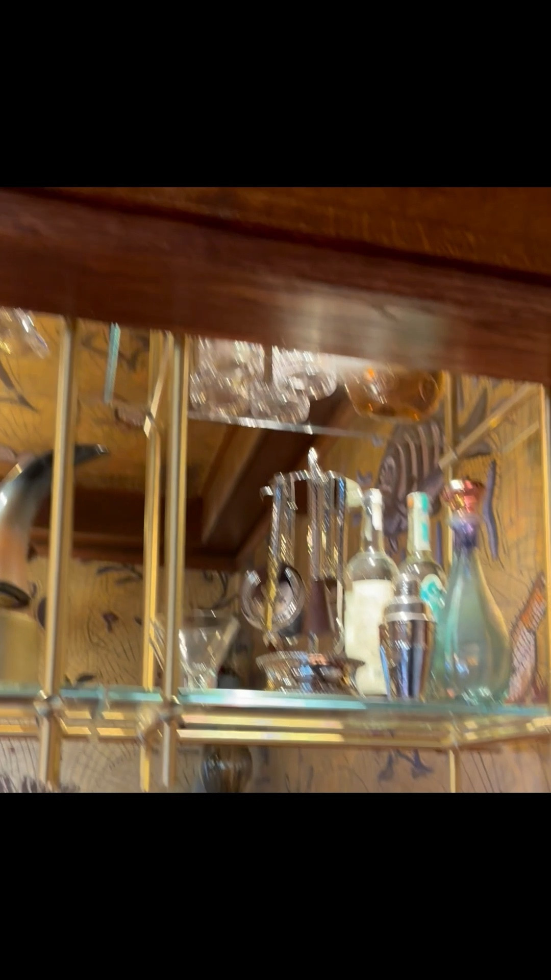 Ceiling or wall-mounted wine racks bring both function and style to a home bar. They free up space, turn bottles into part of the design, and create that collected, entertaining-ready look I always love. Label-forward or horizontal storage can also be practical for bottles with corks. ￼

#WineRack #HomeBar #WallMountedWineRack #CeilingMountedWineRack #BarDesign #EntertainingAtHome #WineStorage #HomeBarIdeas #BottleDisplay #KitchenBar #ModernInteriors #WayDayFinds

#LTKxAerie