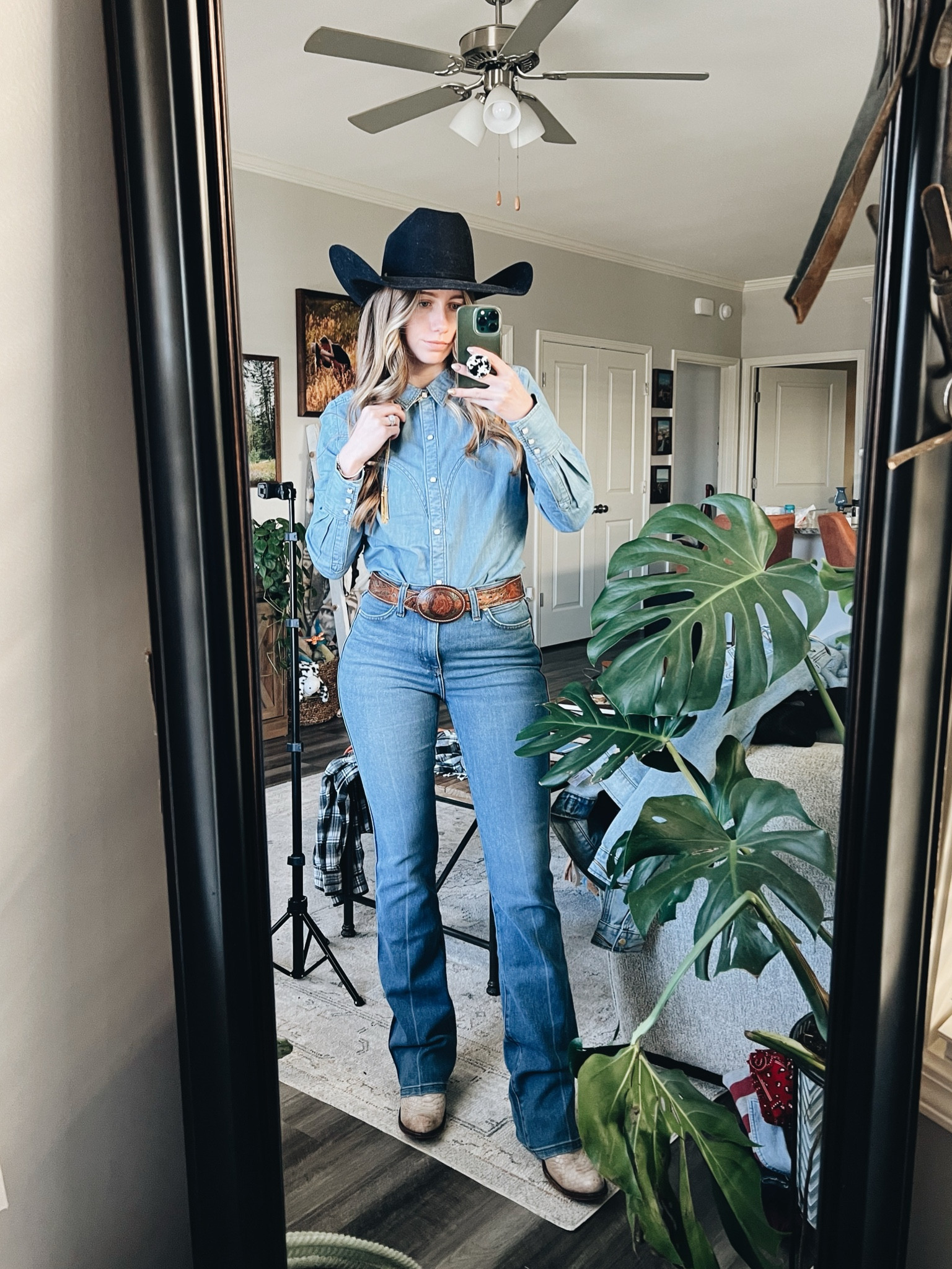 Wrangler X Yellow Rose by Kendra Scott

#LTKSeasonal #LTKGiftGuide #LTKMostLoved