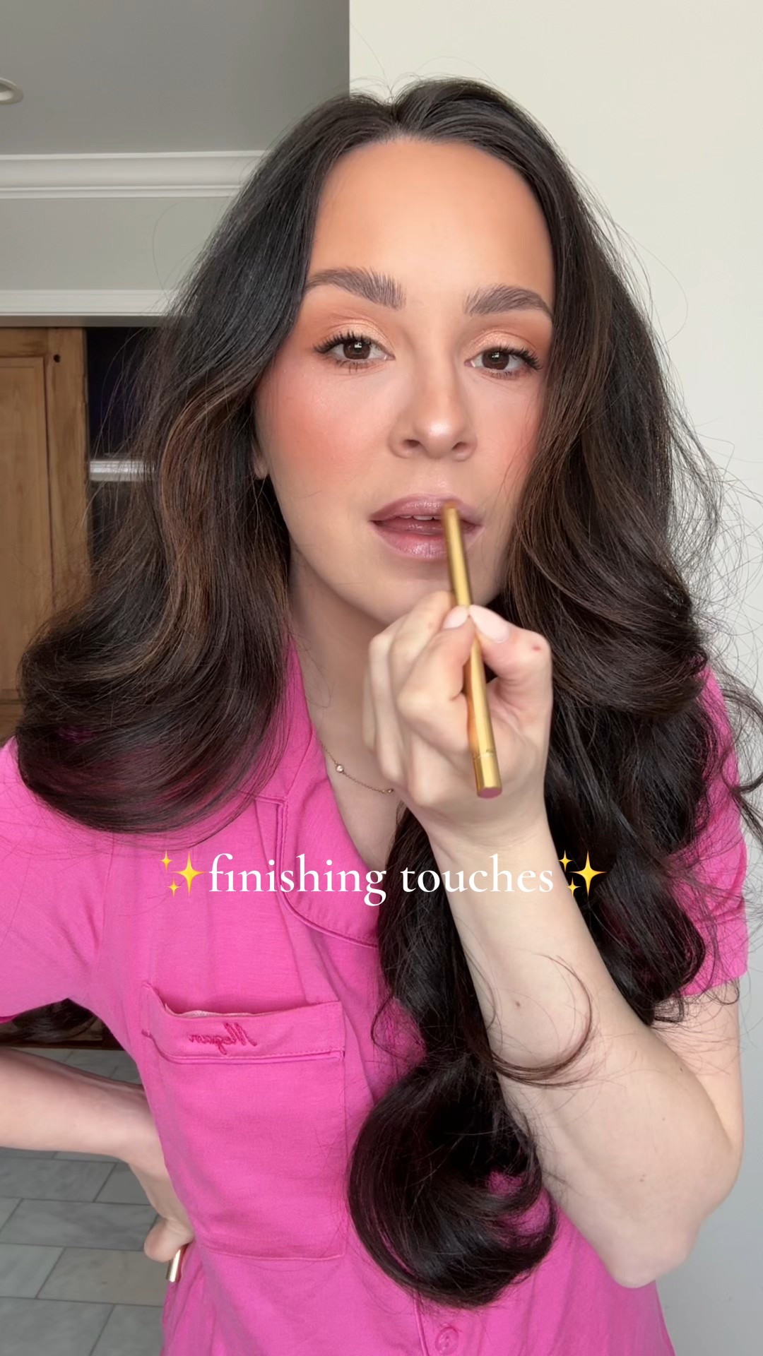 the finishing touches of getting ready are always my favorite part. (especially because I’m comfy cozy in my In My Sundays 💖) my favorite pajamas of all time!