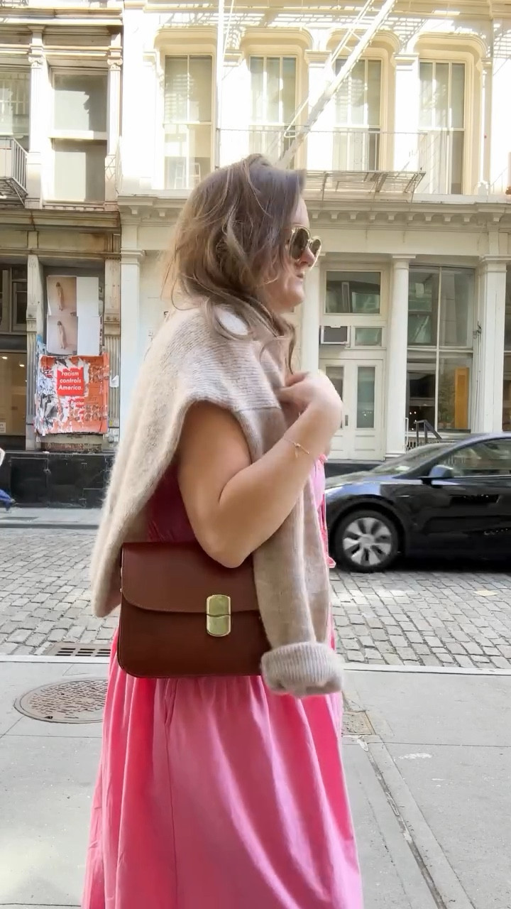 Me 🤝🏻 this @ciao__lucia dress

@_jennybird earrings
@sezane bag, sweater & socks
@adidas sneakers
@lespecs sunglasses

Shop my outfit in Stories (or in my June highlight!) or at the link in my bio

#summerstyle #outfitideas #ootd #summeroutfits