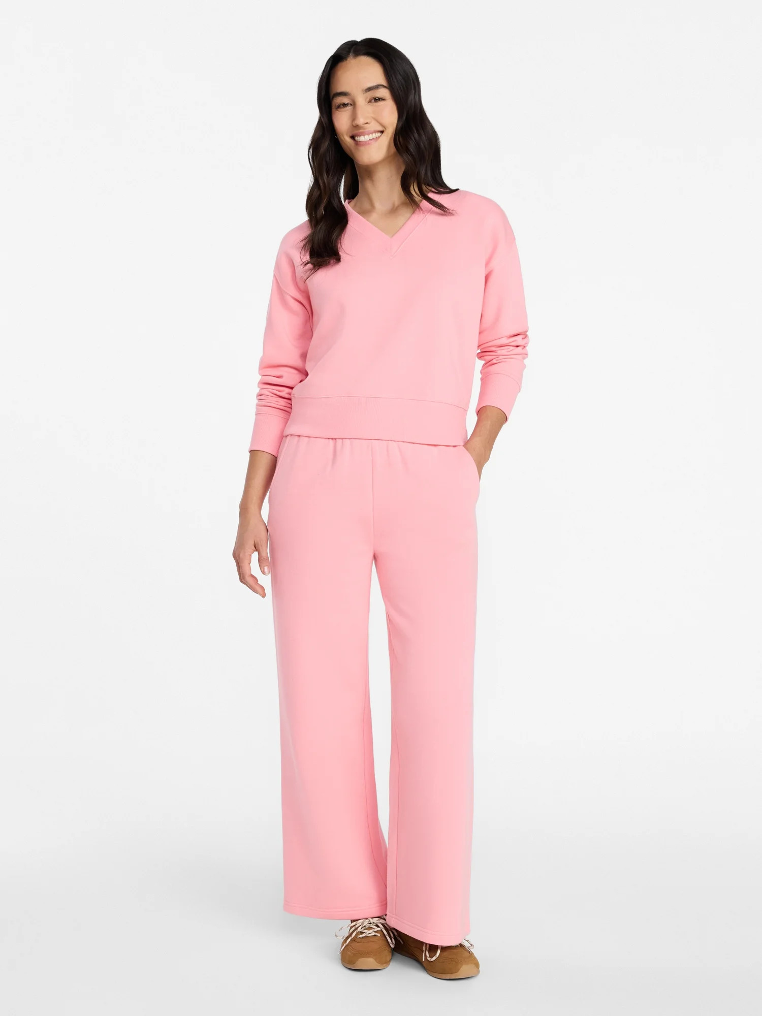 Time and Tru Women's and Women's Plus V-Neck Sweatshirt and Pants Set, 2-Piece, Sizes XS-4X | Walmart (US)