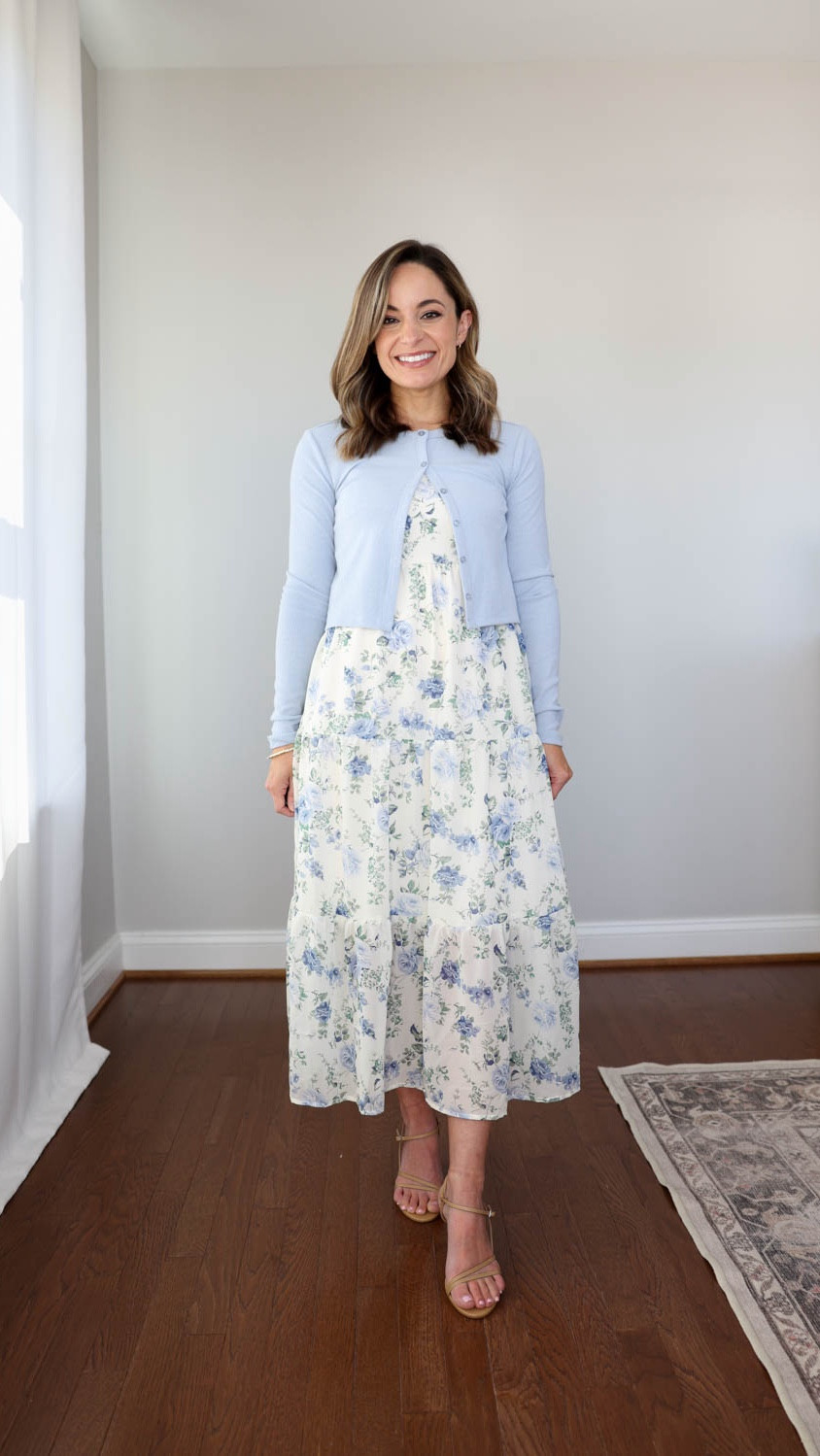 Petite-friendly dresses from @kohls 

Blue floral: xs 

Pink floral: petite xs 
Navy dress: petite xs 
Yellow: xs 

#ad #kohlspartner #kohlsfinds

#LTKPetite