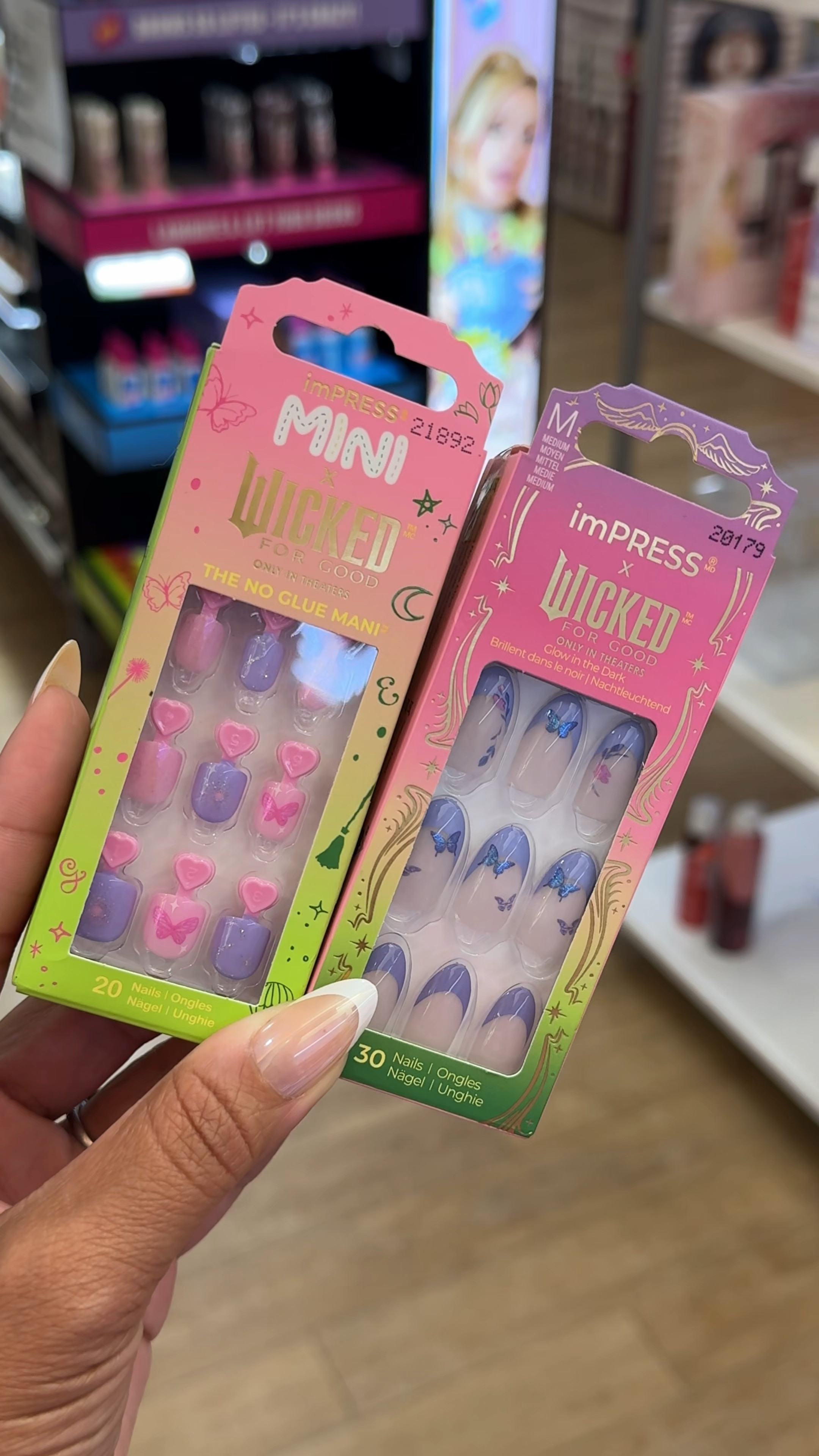 WICKED FOR GOOD PRESS ONS AND THEY HAVE THEM IN MINI! 🩷💚

#LTKSeasonal #LTKFamily #LTKBeauty