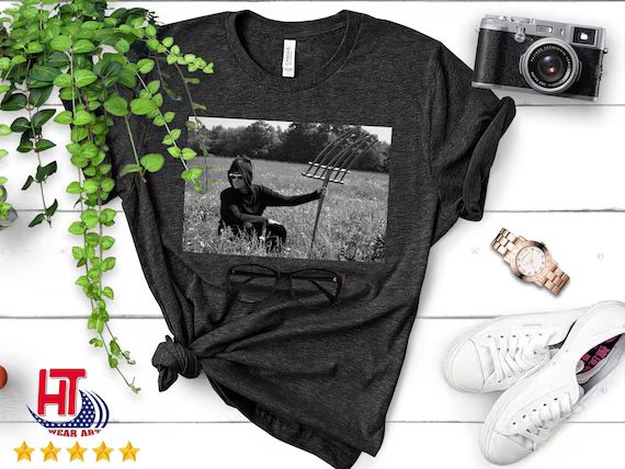 David Rose in A Field Tee David Rose in A Field T-shirt | Etsy | Etsy (US)