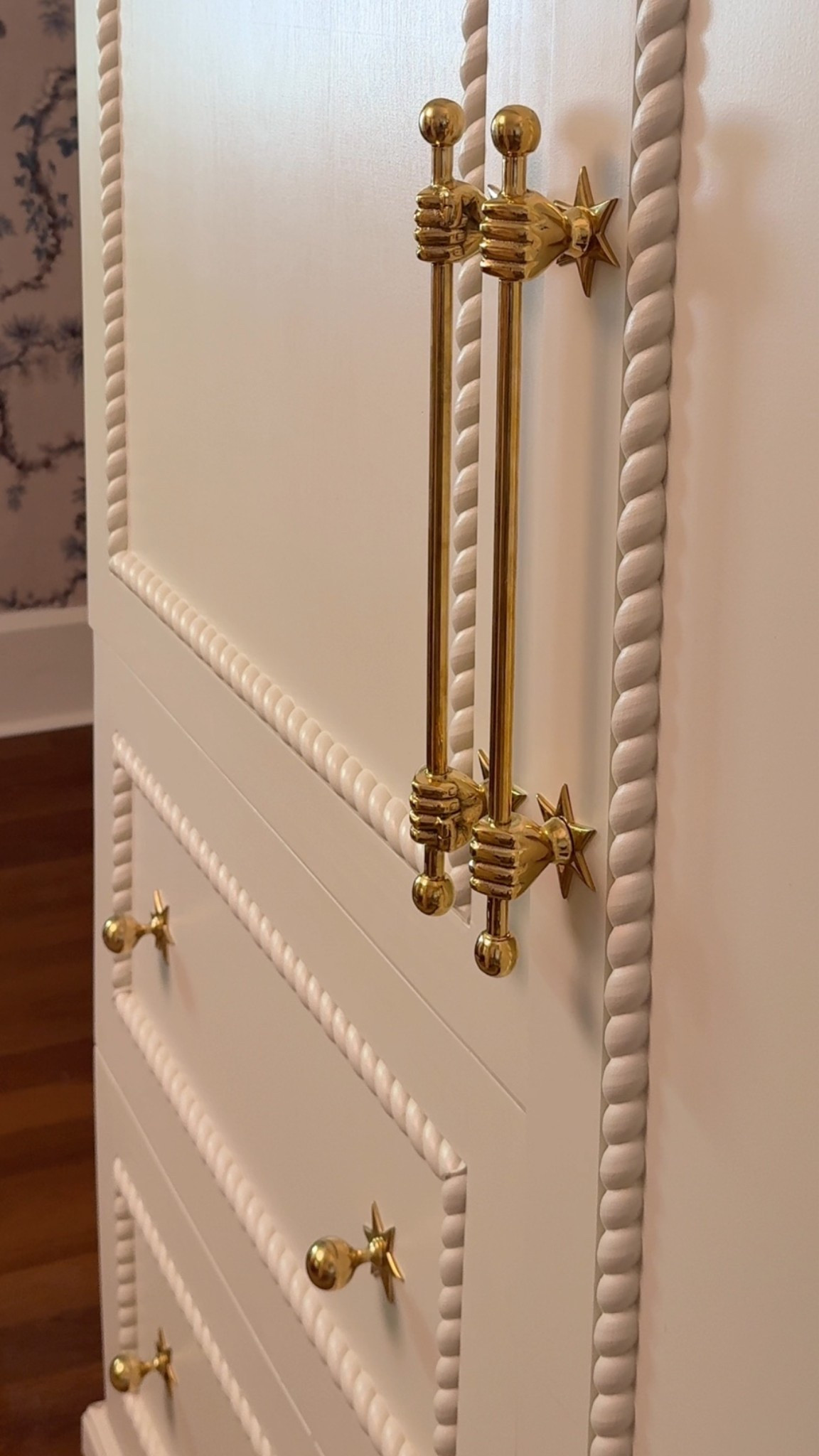 I found these solid brass handles to use as appliance pulls and it’s safe to say I’m obsessed with them 🤩

#LTKHome