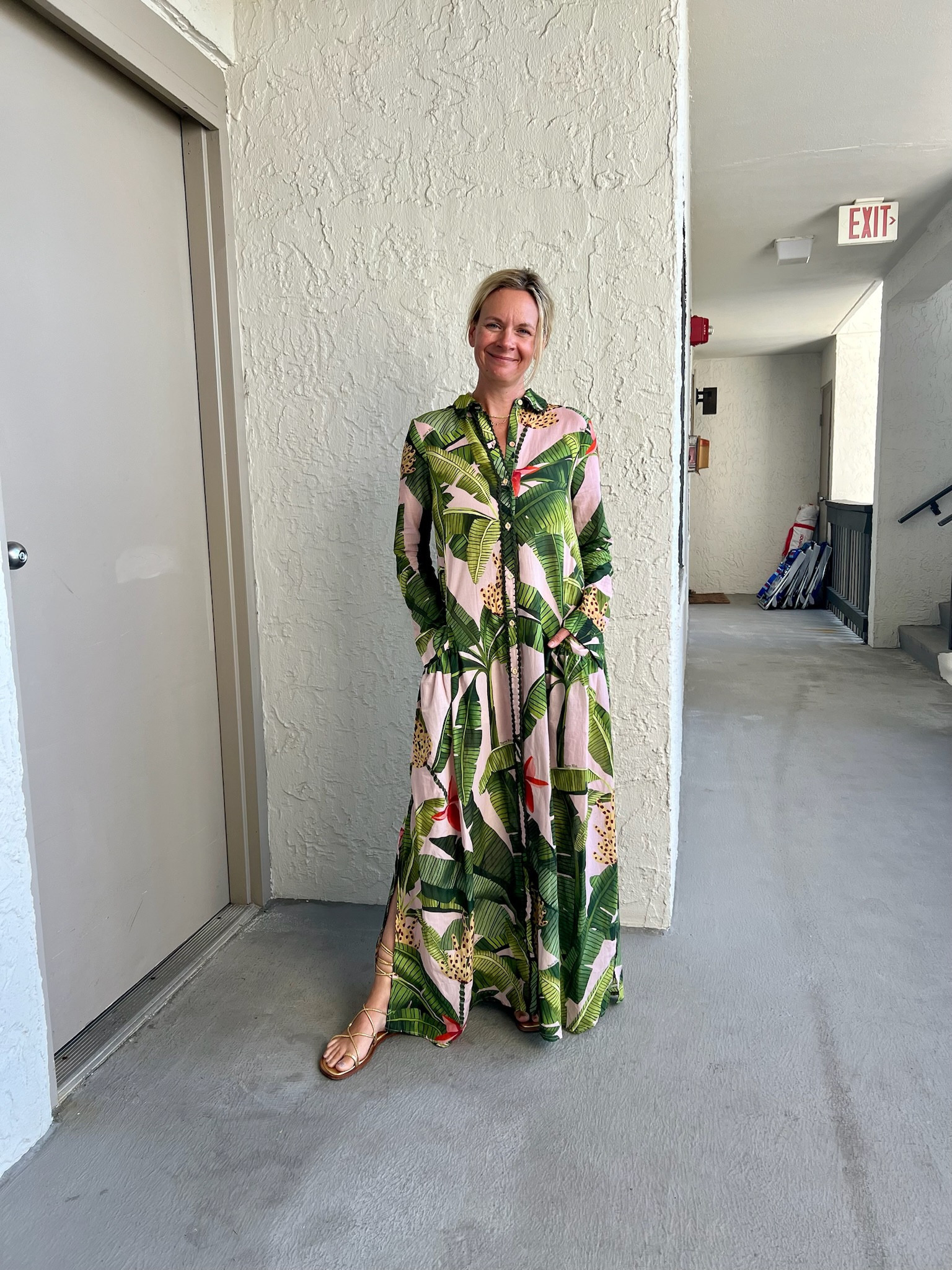 Summer dress for the beach 💚

#LTKStyleTip #LTKOver40 #LTKSeasonal