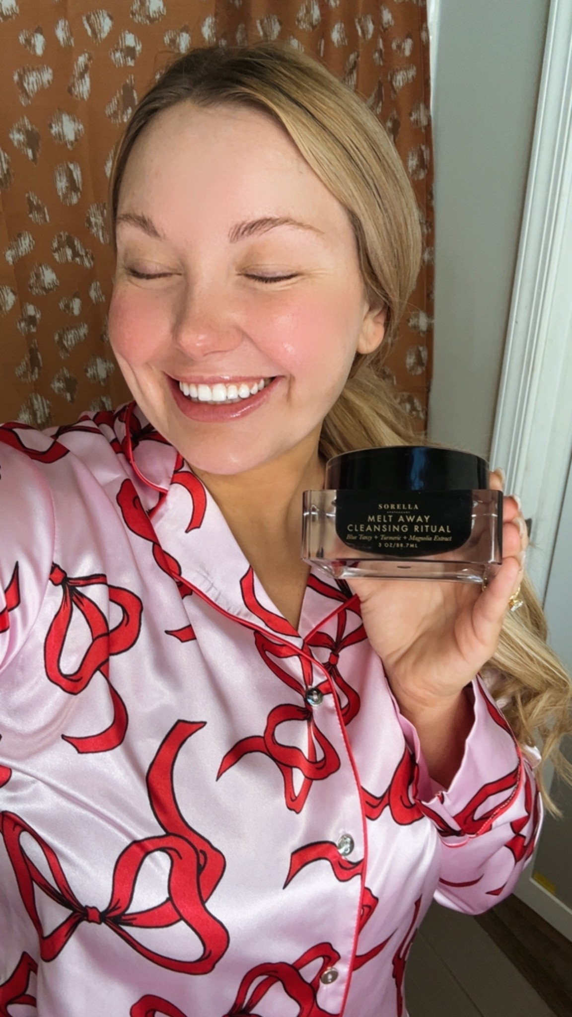 #ad My secret to glowing gorgeous skin!!! 😍✨ Sorella Apothecary Melt Away Cleansing Ritual is a luxurious cleansing balm that deeply cleanses, dissolving makeup, while softening and soothing dry or irritated skin. It feels sooo refreshing after a long day and is by far one of my fav products I’ve ever used! @sorellaapothecary 


#LTKselfcare #LTKdayinmylife #LTKBeauty