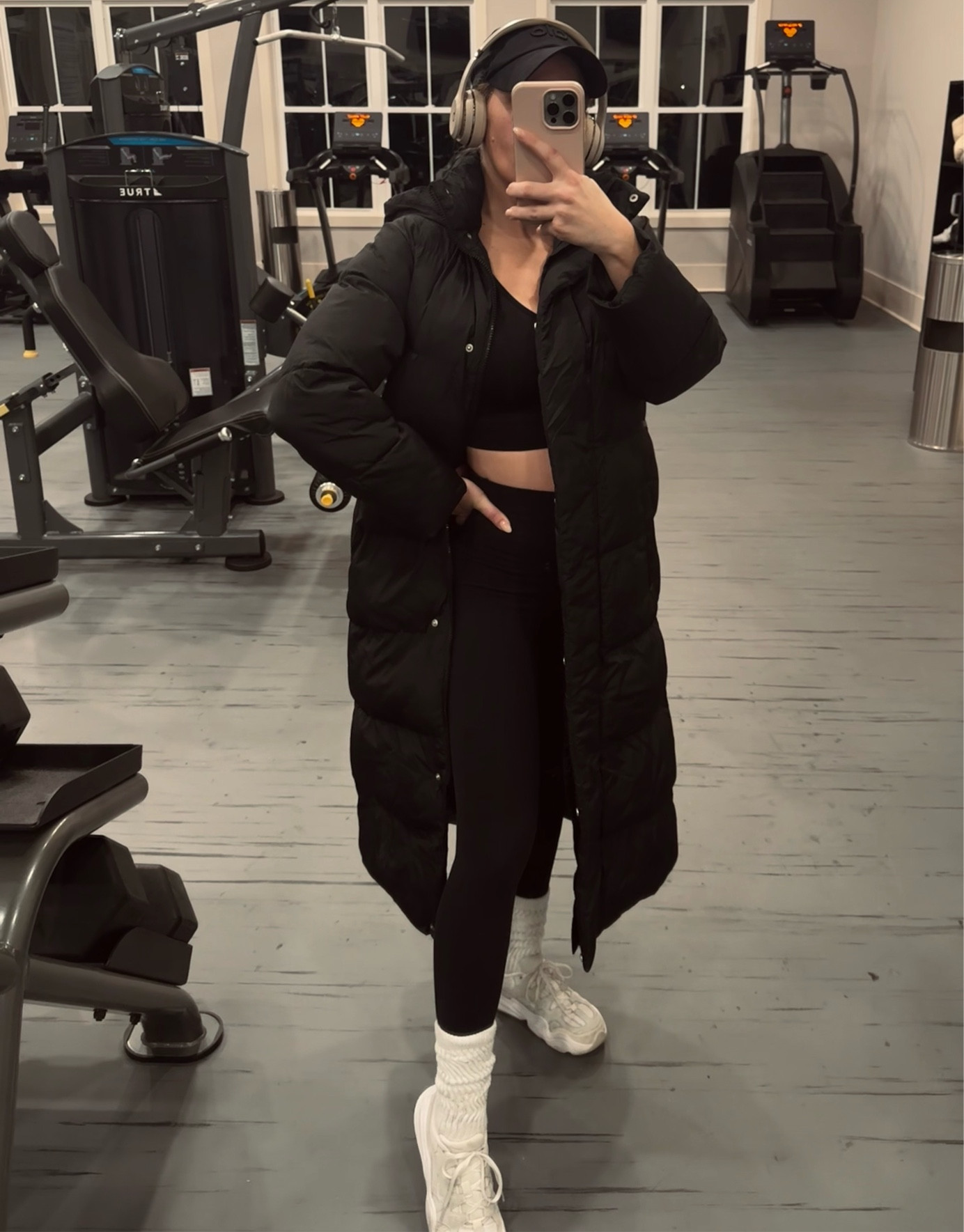 Finally purchased a puffer after wishing I had one several winters ago. I’m such an adult! Anything to get through winter as a Southerner. 🥶🧥#outerwear

#LTKFindsUnder100 #LTKStyleTip #LTKSeasonal