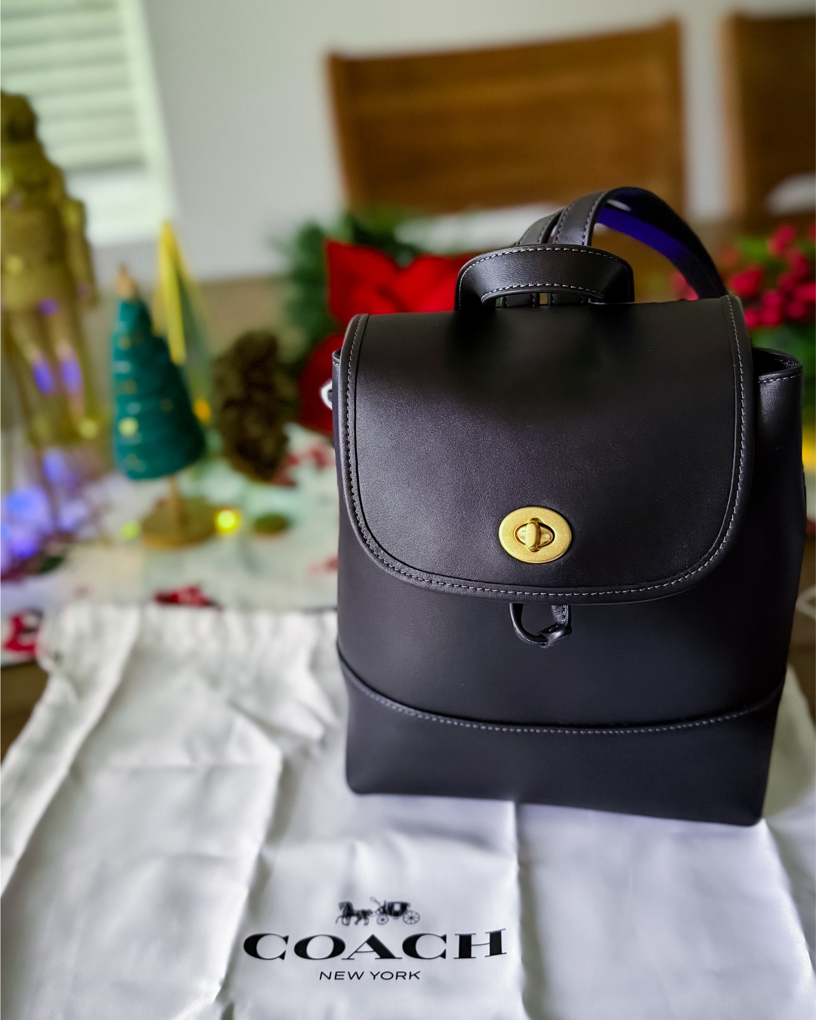 🎄 A little “what I got myself for Christmas” Haul… 🤭

Holiday shopping
Black Friday
Cyber Monday
Gift Guides
Gifts for Her
Christmas 2025
Coach Bag
Tarte Cosmetics
Bose Headphones
Ugg Slippers
Dibs Beauty

#LTKCyberWeek #LTKHoliday #LTKSaleAlert