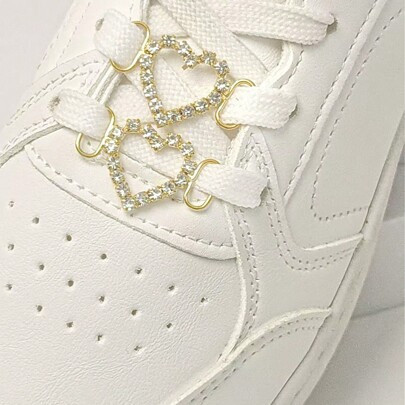 2 pièces Charms à chaussures en alliage élégants et ajourés, décorés de strass scintillants et de fausses perles, conviennent aux bottes et aux basket | SHEIN