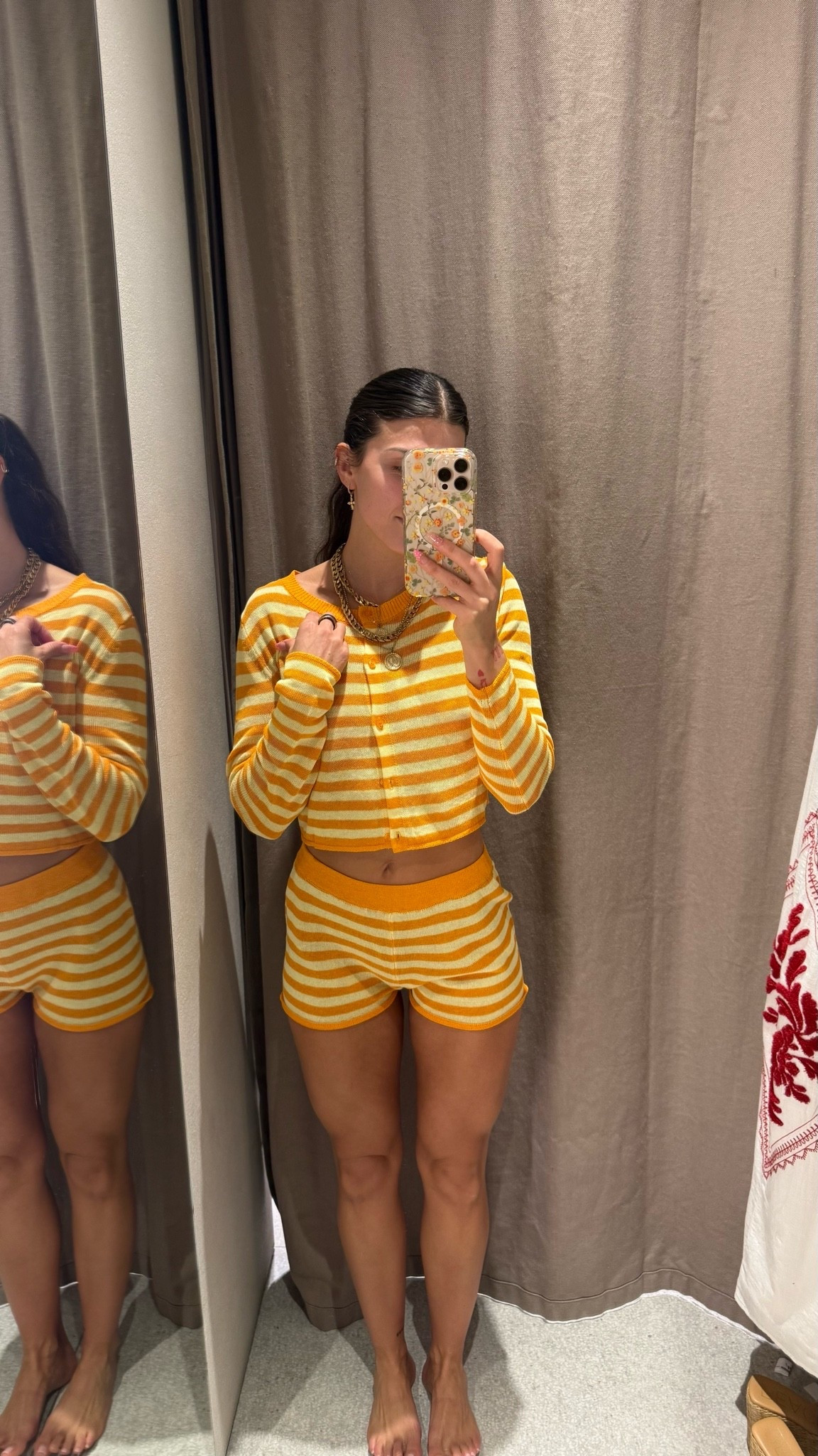 Size small