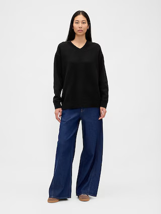 CashSoft Oversized V-Neck Sweater | Gap (US)