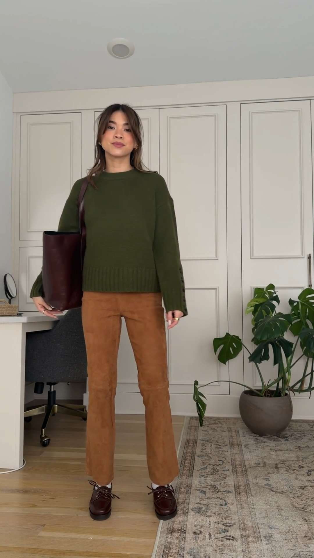 Sizing info: sweater size XS, pants size 2!

petite fashion, get dressed with me, outfit inspiration, ootd, nashville outfit, Nashville influencer, petite style, vacation style, casual outfits, mom style, petite pants, winter dress, winter outfit, winter pants, winter outfit inpso, winter outfit idea, winter top, winter style, winter sweater, cozy sweater, cold weather sweater, cold weather outfit, winter bag, winter purse, suede pants, sezane sweater, sezane suede pants,  

 

#LTKHoliday #LTKSeasonal #LTKPetite