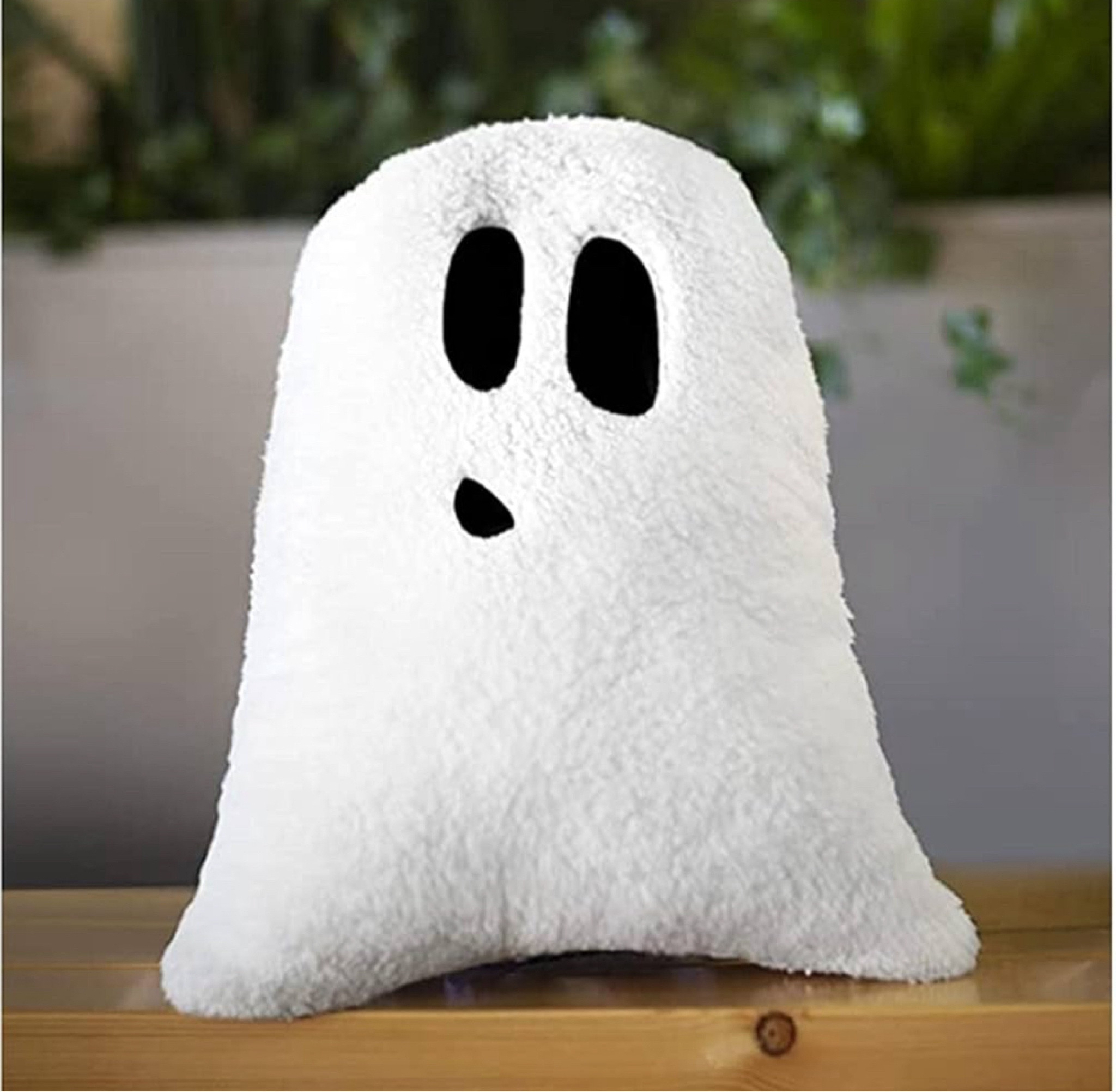 For Your Friendly Ghost Lovers
Halloween doesn’t have to be all blood and guts; this cute and friendly ghost pillow proves it. A sweet addition to an already-sweet season, this throw pillow will look adorable on a sofa, chair, or bed.
#pilllows
#halloweenpillows
#halloweendecor
#falldecor
#ghosts
#homedecor
#halloweendecor

#LTKFamily #LTKHalloween #LTKHome