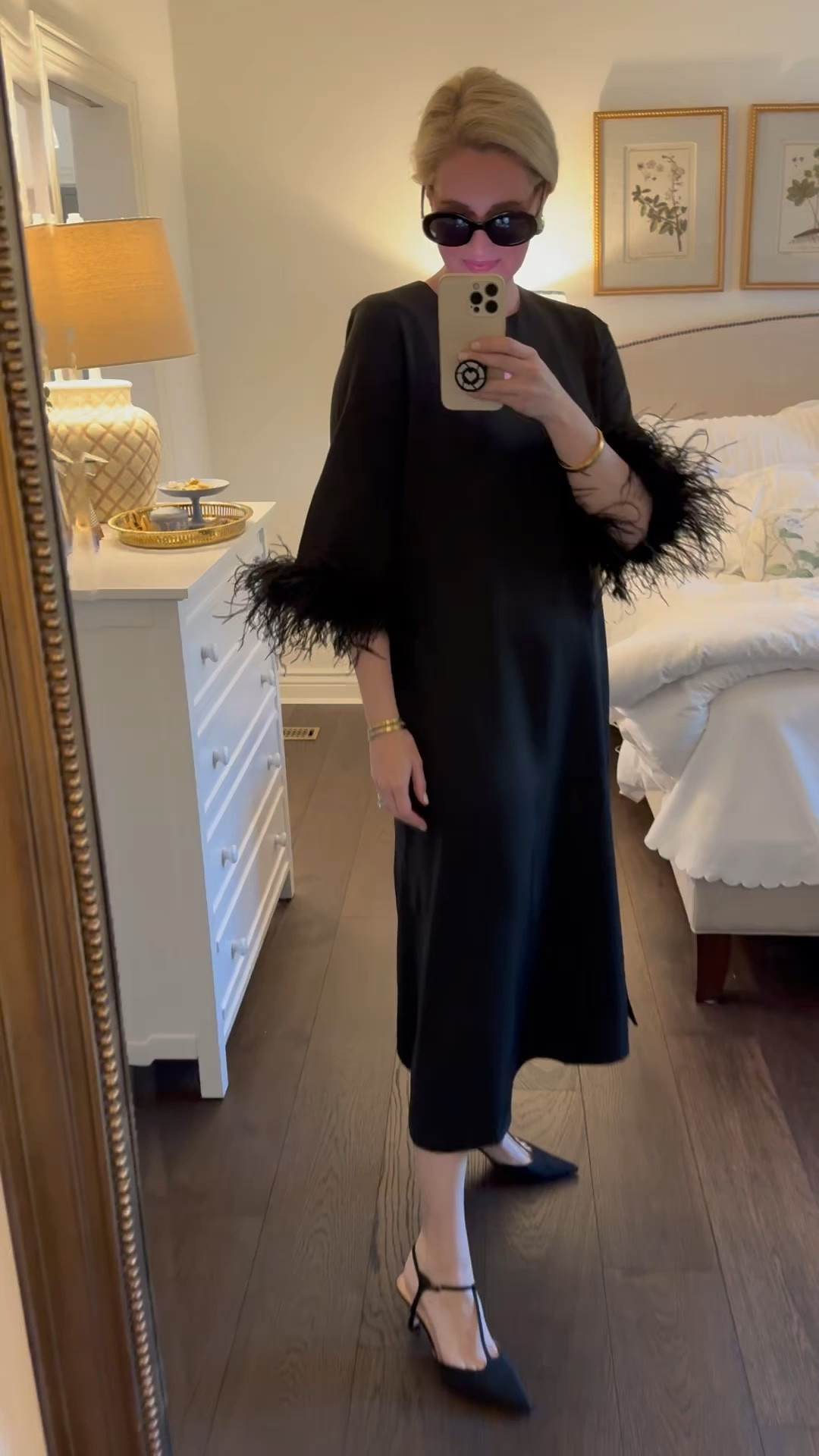 PARTY Ready with @tuckernuck! I always find the cutest looks for all my Holiday events! #tuckernuckpartner #tuckernucking 

Comment “Holiday Looks!” for links! 

Head to LTK app to shop these looks and to tnuck.com for more curated party looks! 


#LTKParties #LTKVideo #LTKHoliday